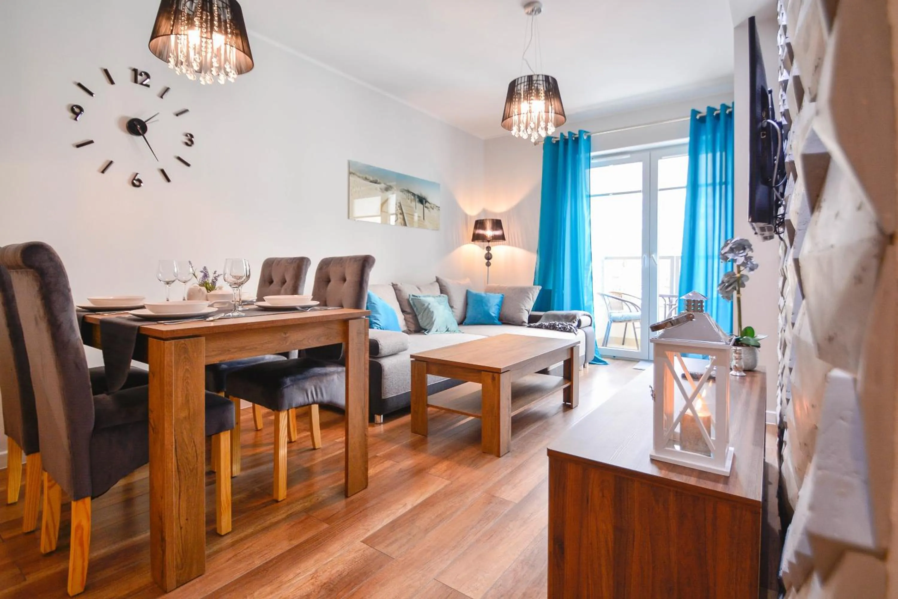 Living room in Osiedle Cesarskie Apartamenty - Parking - Apartamenty Bryza