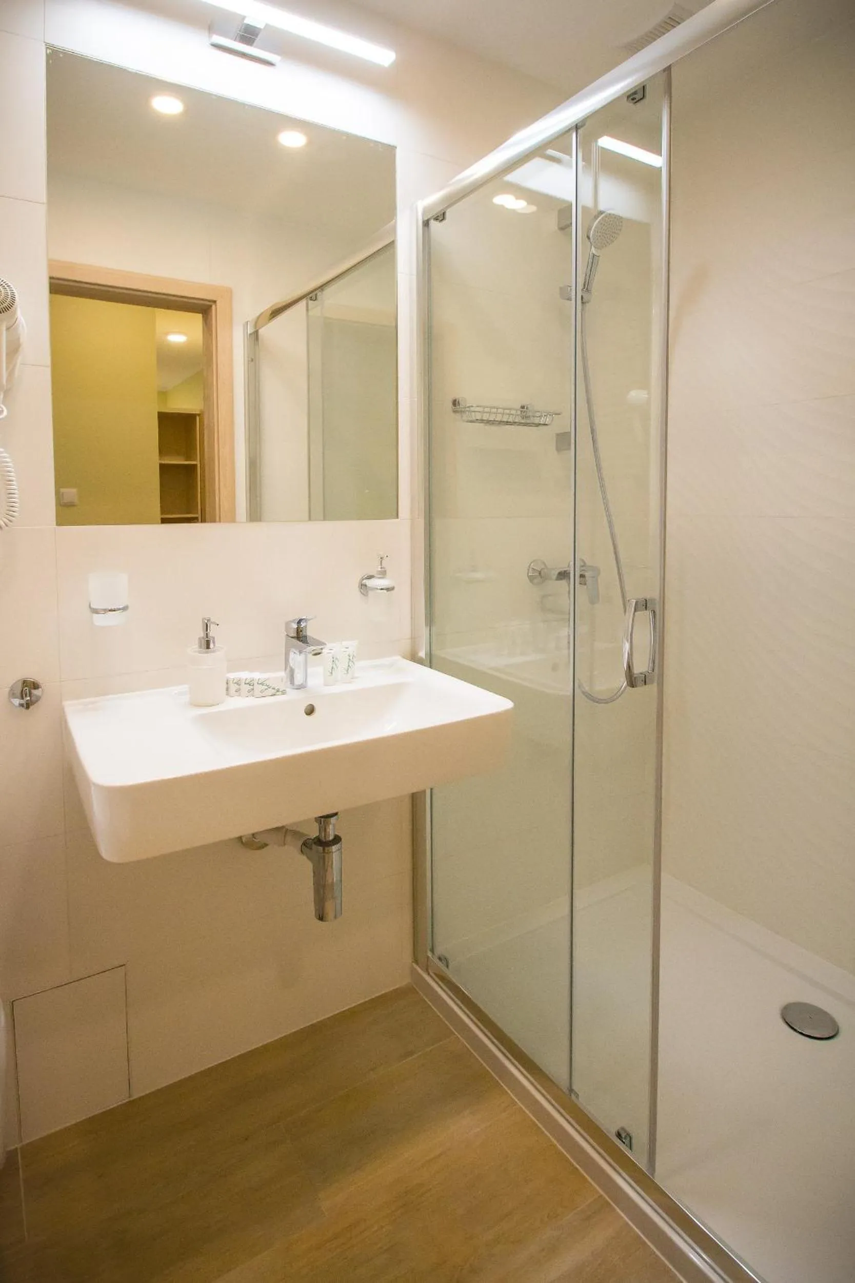 Bathroom in Osiedle Cesarskie Apartamenty - Parking - Apartamenty Bryza