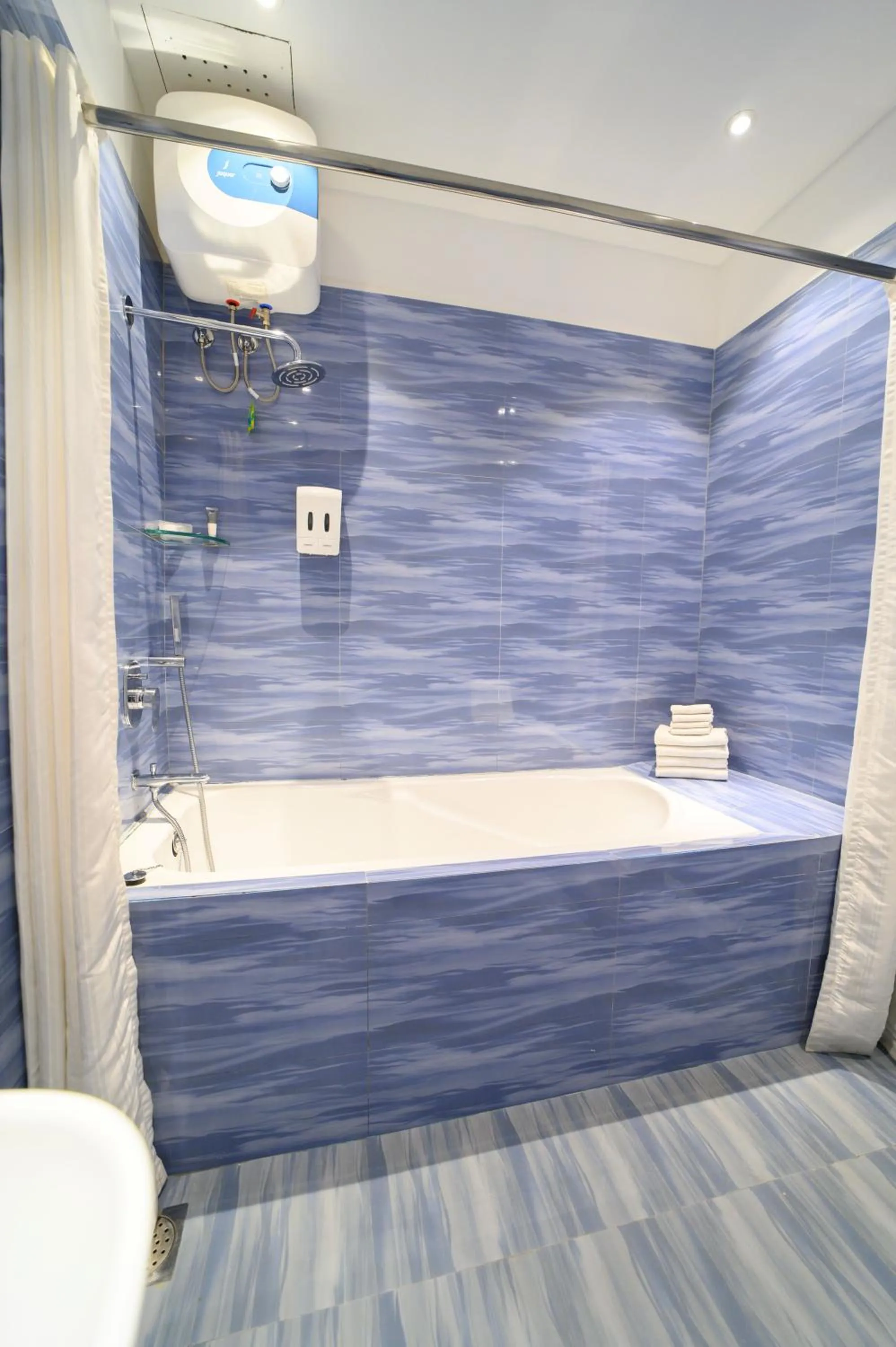 Bathroom in Sinclairs Retreat Dooars, Chalsa