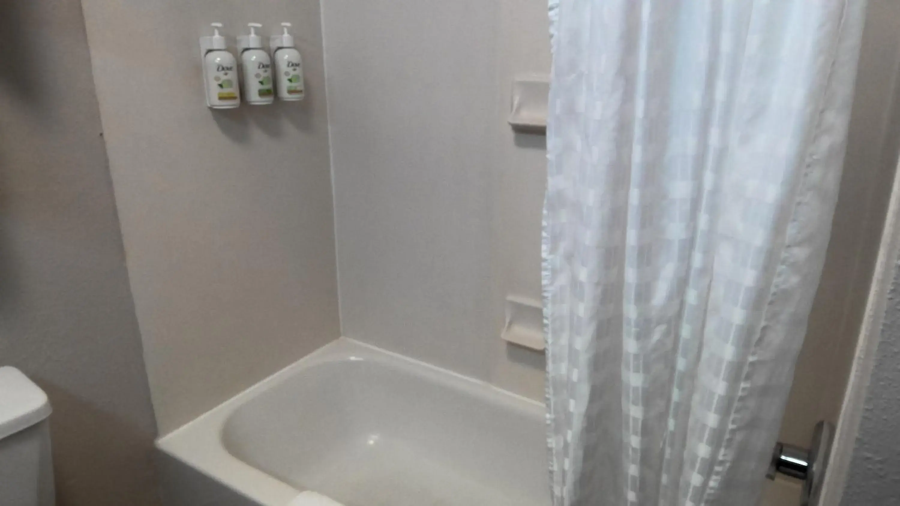 1 King Bed, Studio Suite, Non-Smoking in Baymont by Wyndham Oklahoma City/Quail Springs 1 King Bed, Studio Suite, Non-Smoking in Baymont by Wyndham Oklahoma City/Quail Springs