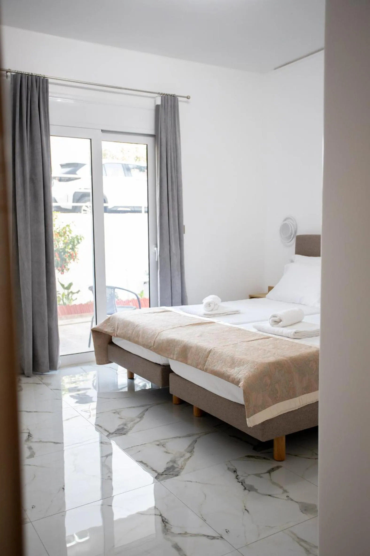 Photo of the whole room, Bed in Star Hotel