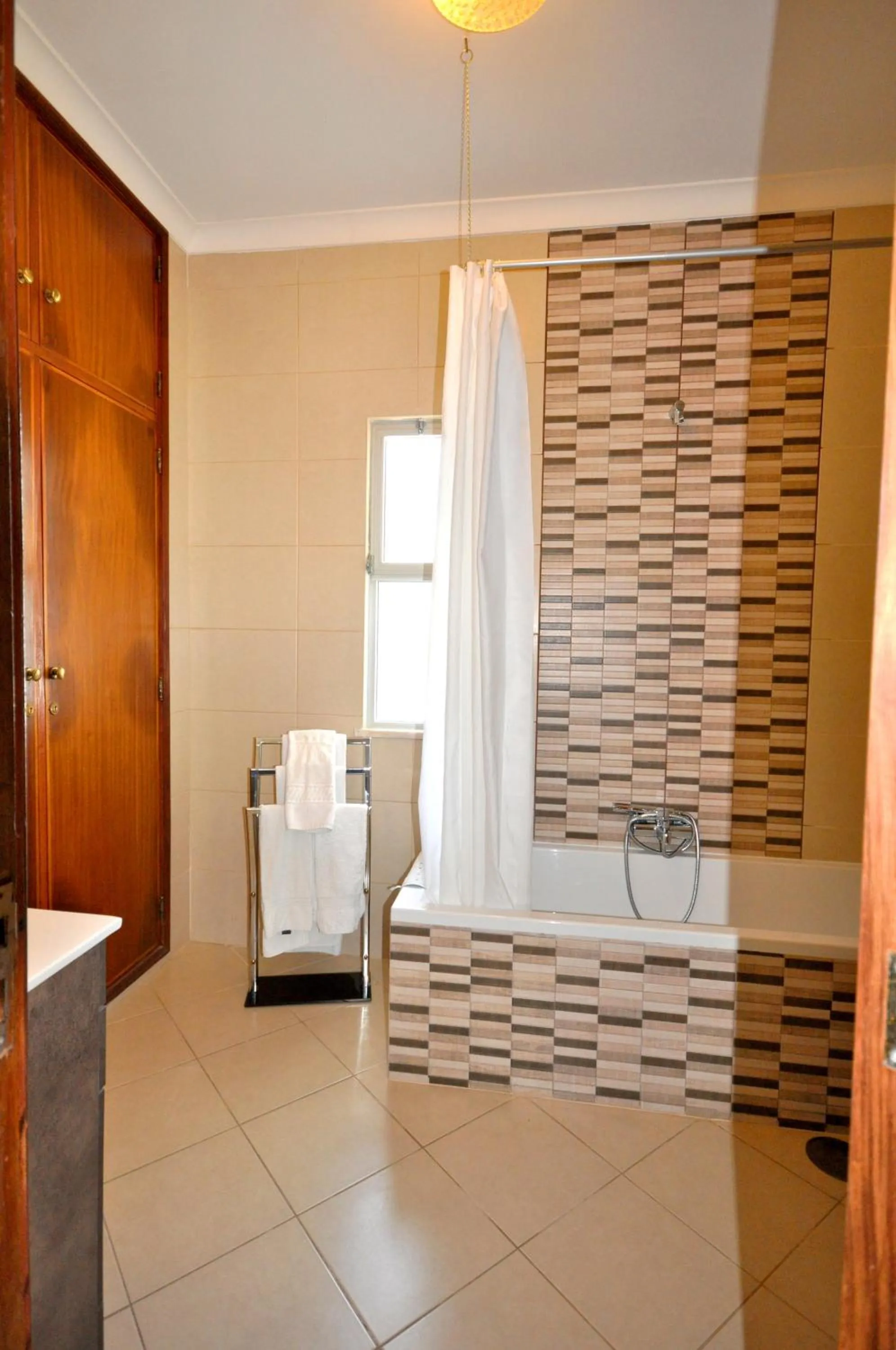 Delightful single-storey villa, private pool, free air conditioning and wifi