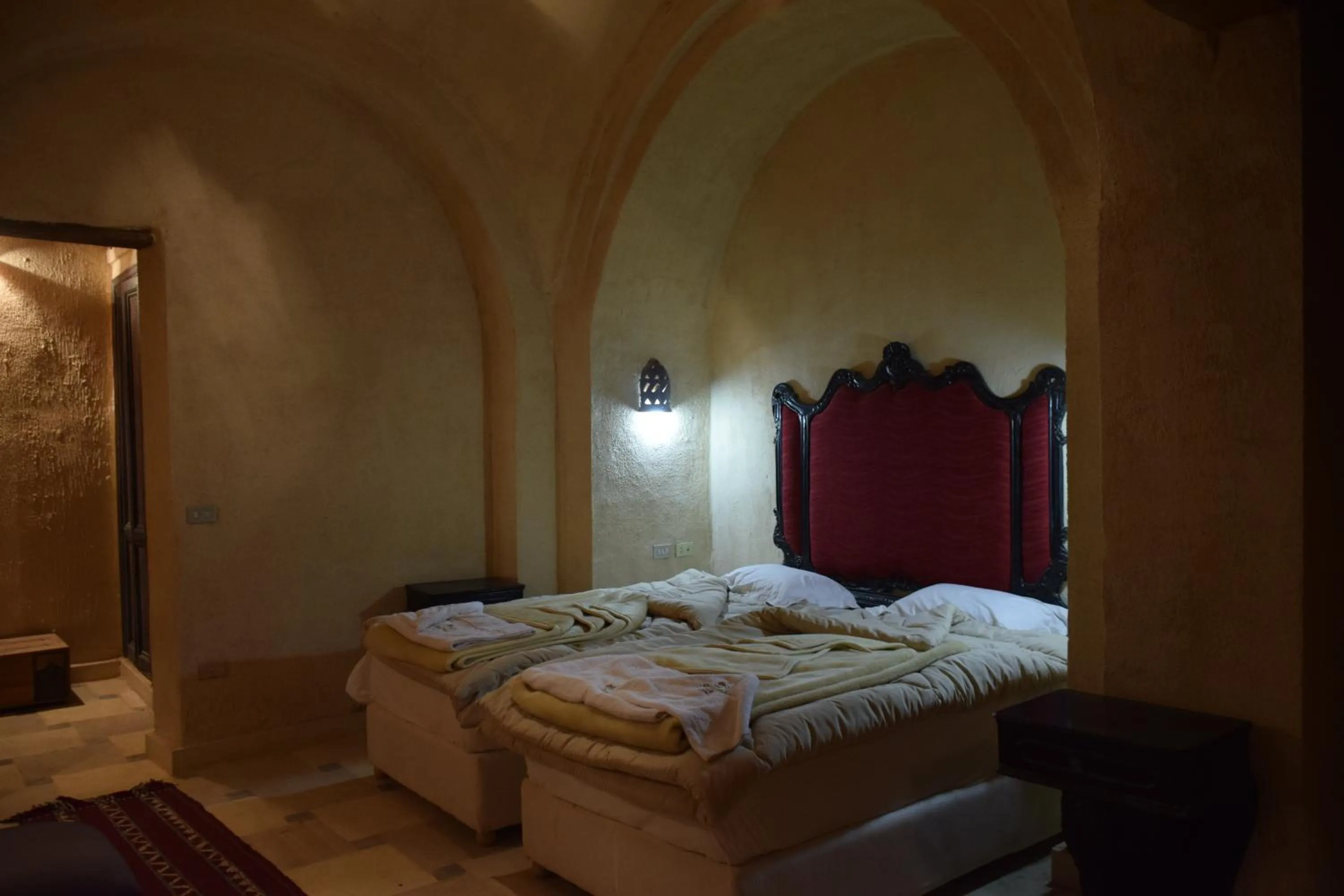 Bedroom, Bed in Shanda Lodge Desert Resort