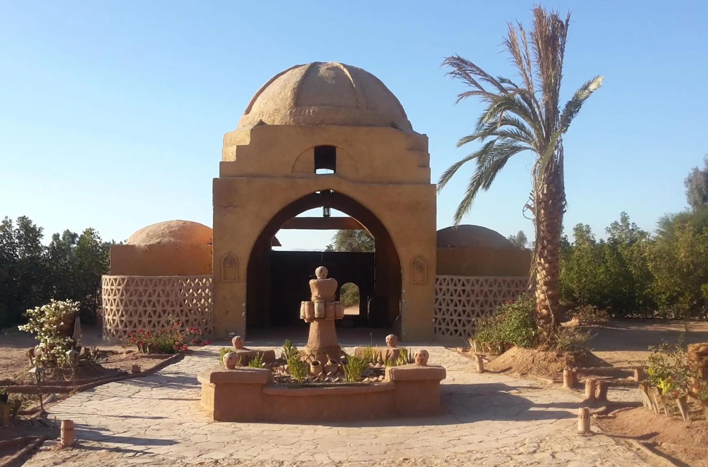 Facade/entrance in Shanda Lodge Desert Resort