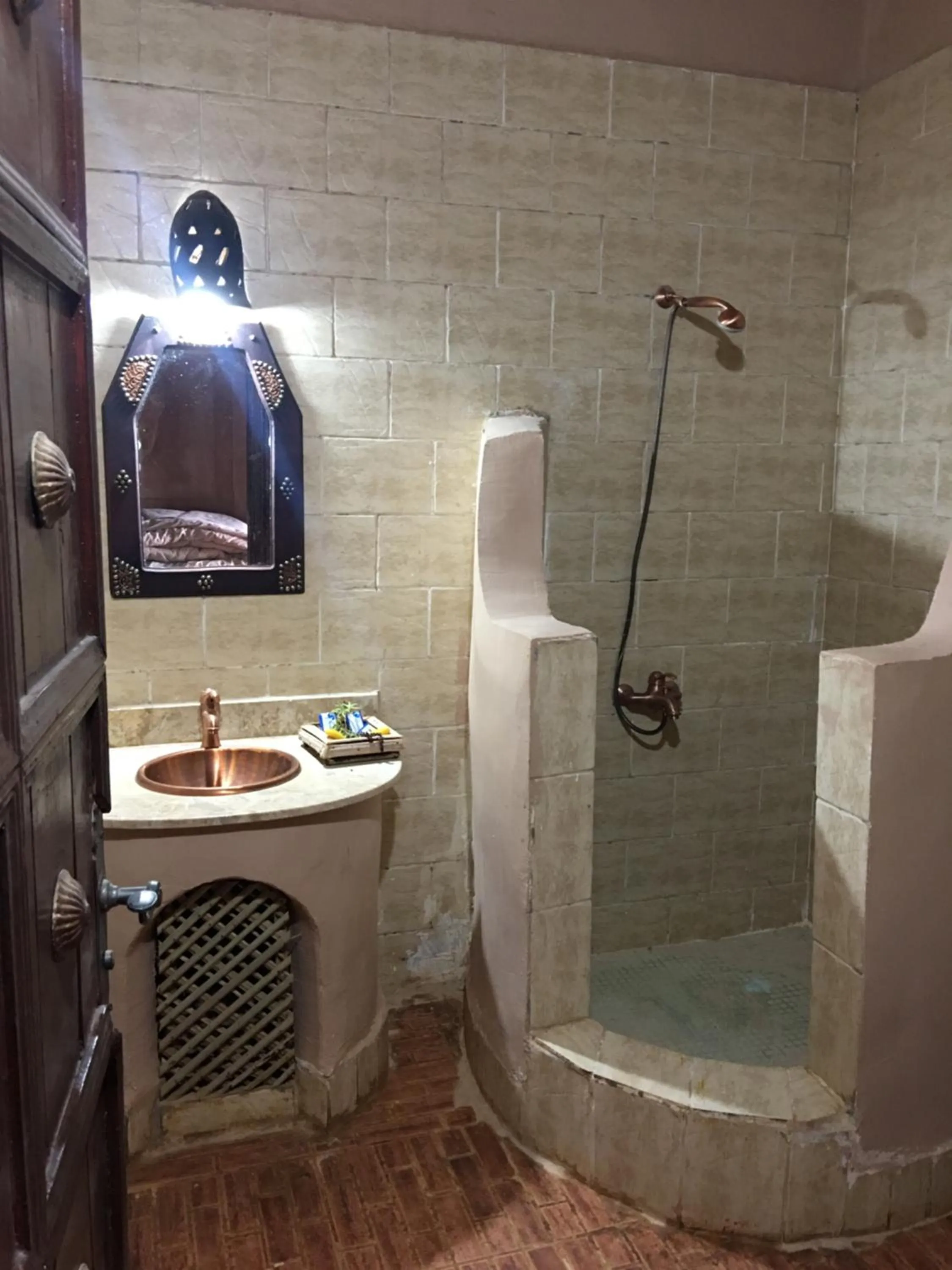 Shanda Lodge Desert Resort