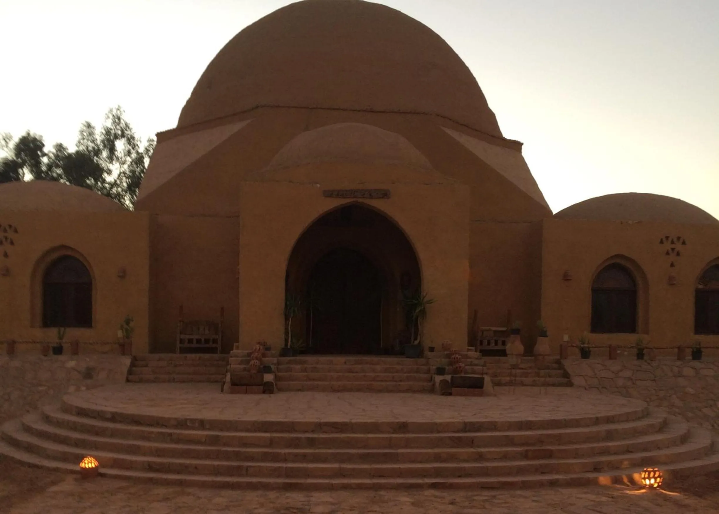 Facade/entrance in Shanda Lodge Desert Resort