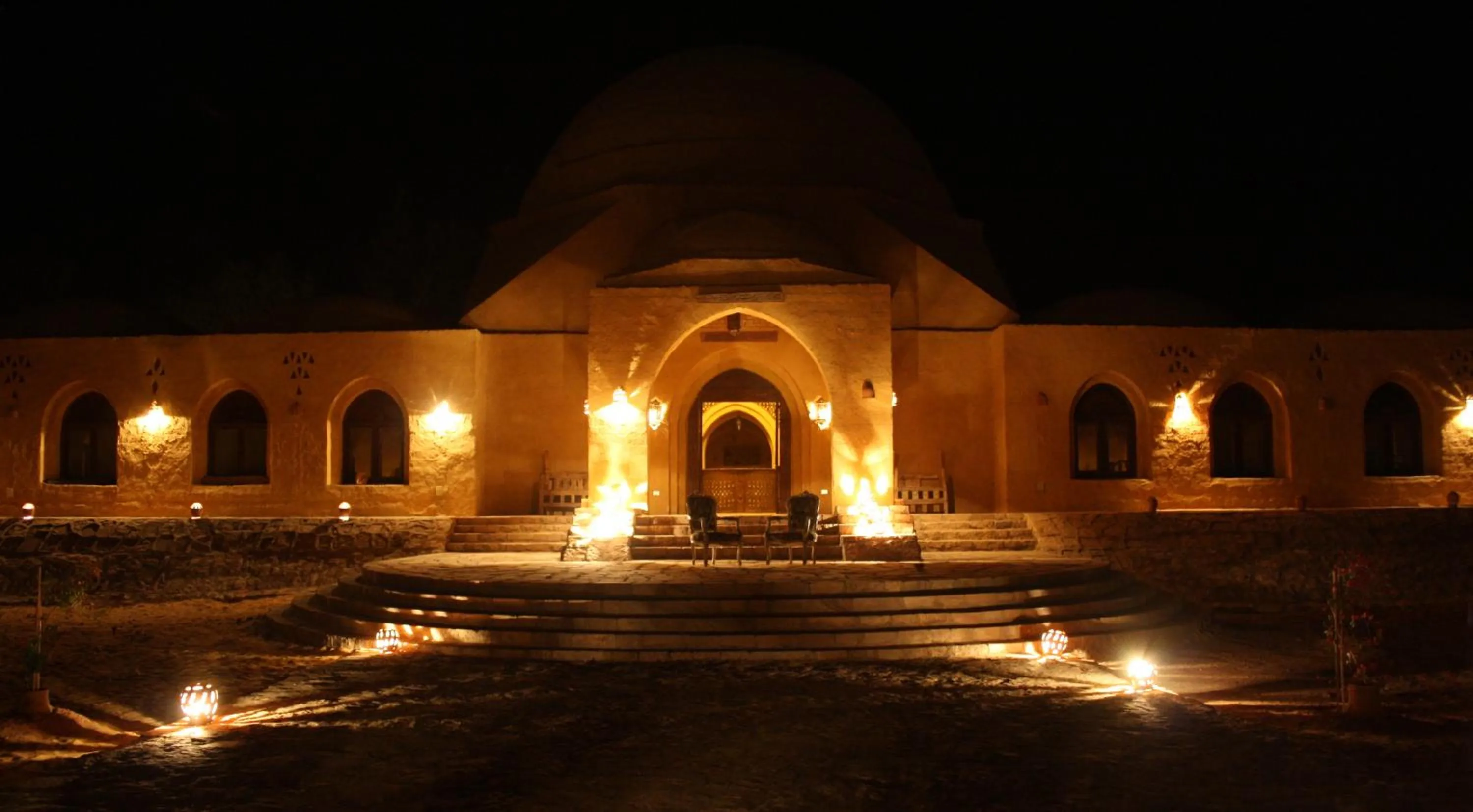 Facade/entrance in Shanda Lodge Desert Resort