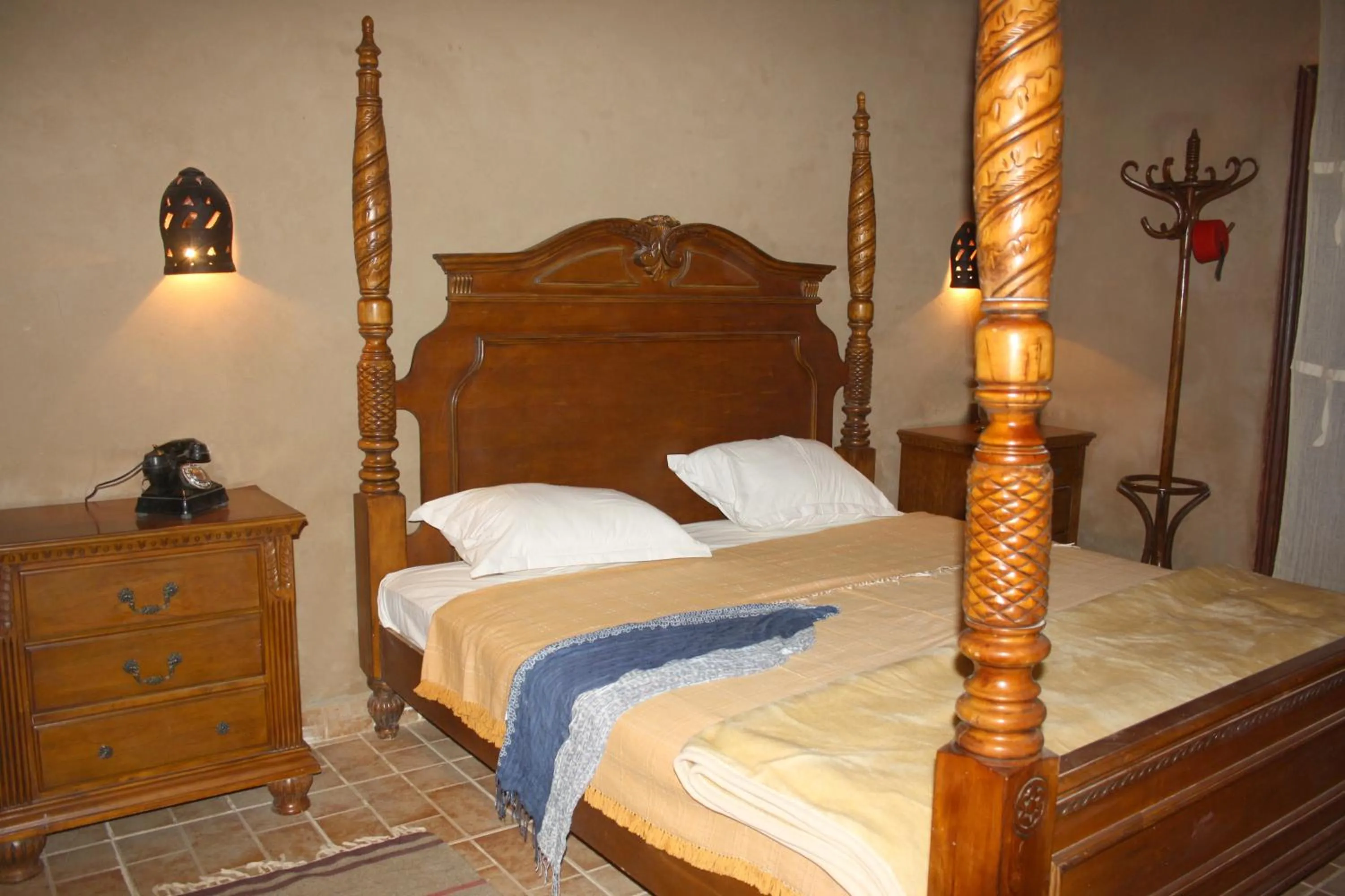 Bed in Shanda Lodge Desert Resort