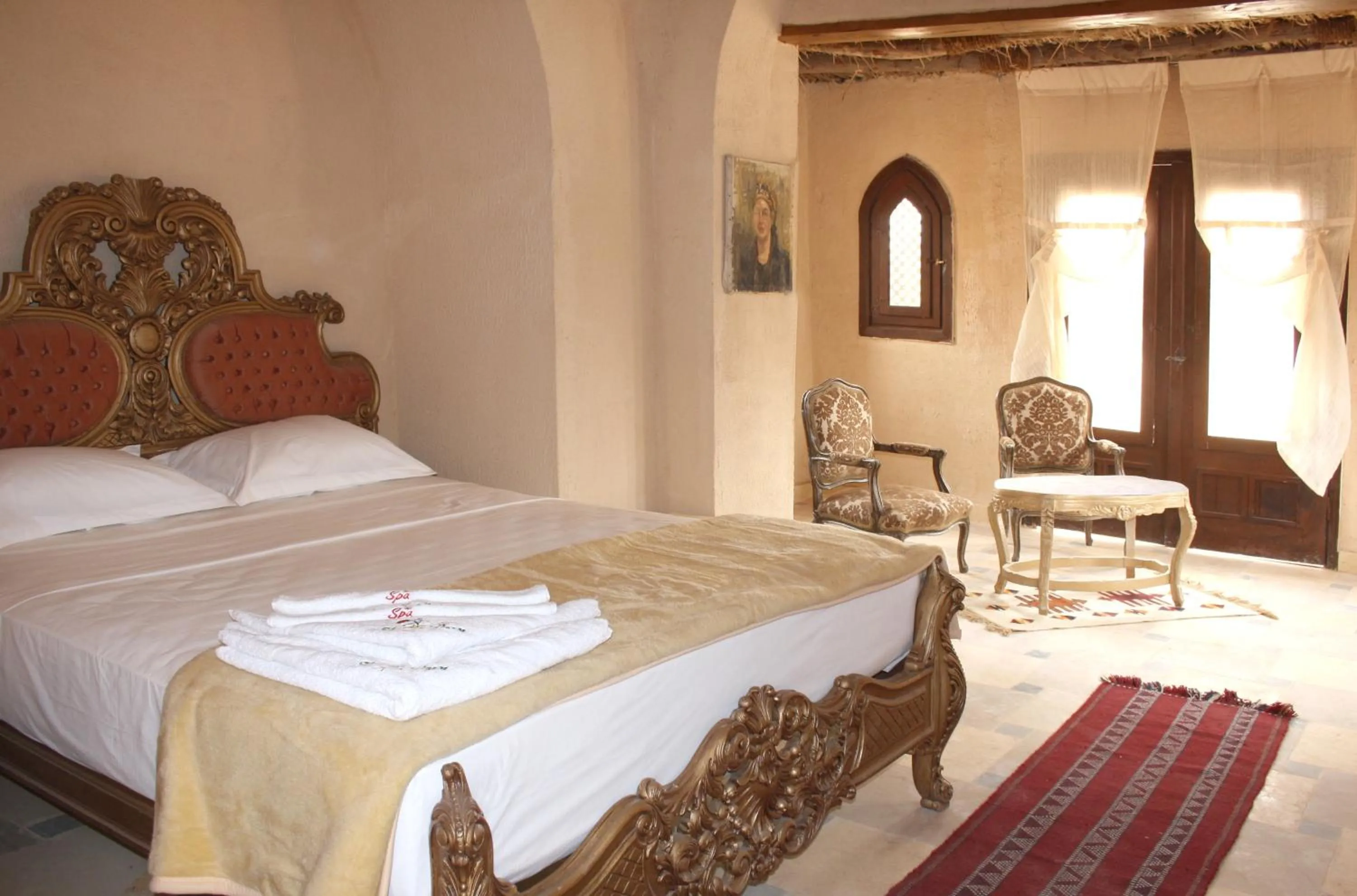 Bedroom, Bed in Shanda Lodge Desert Resort