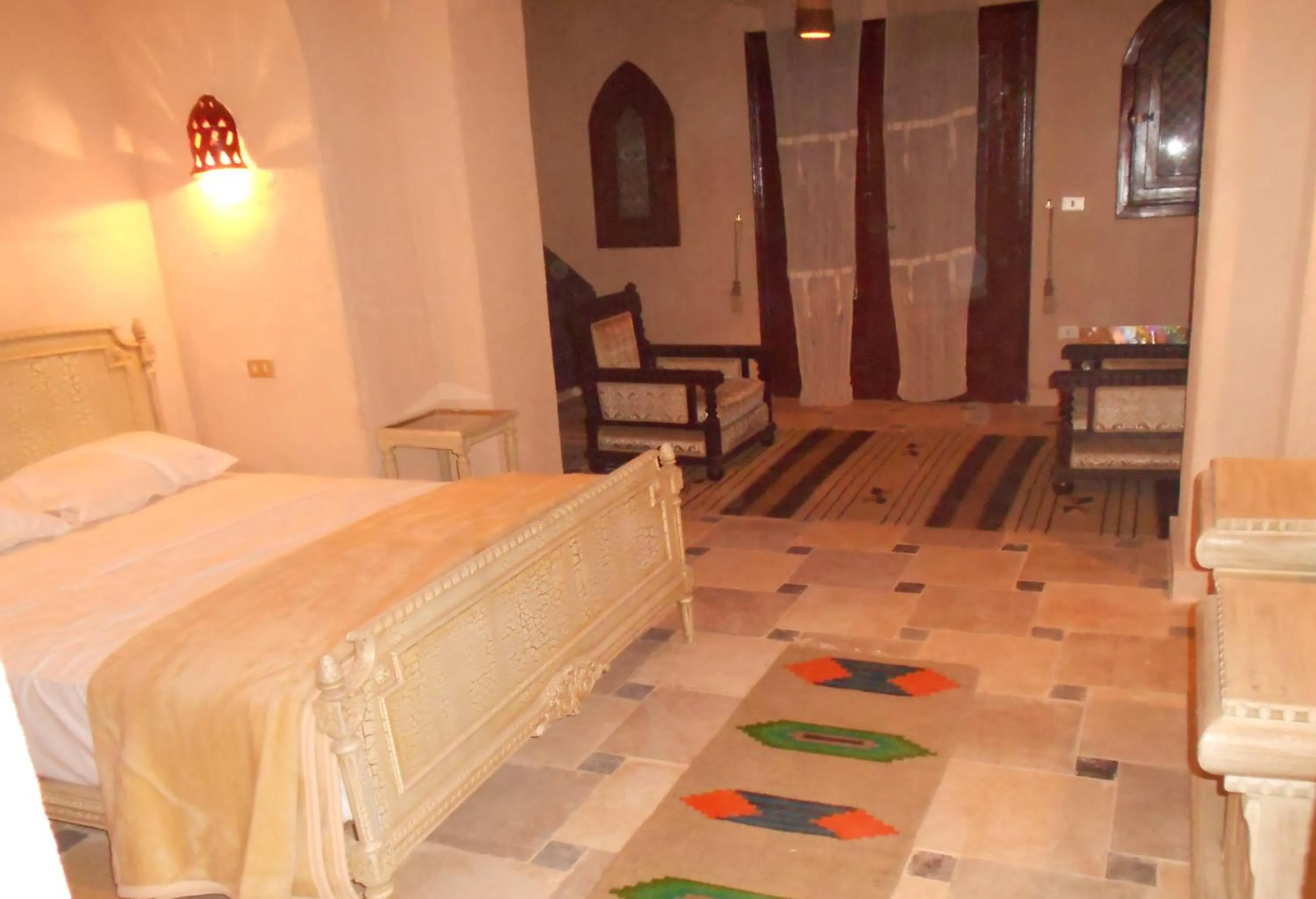 Bed in Shanda Lodge Desert Resort