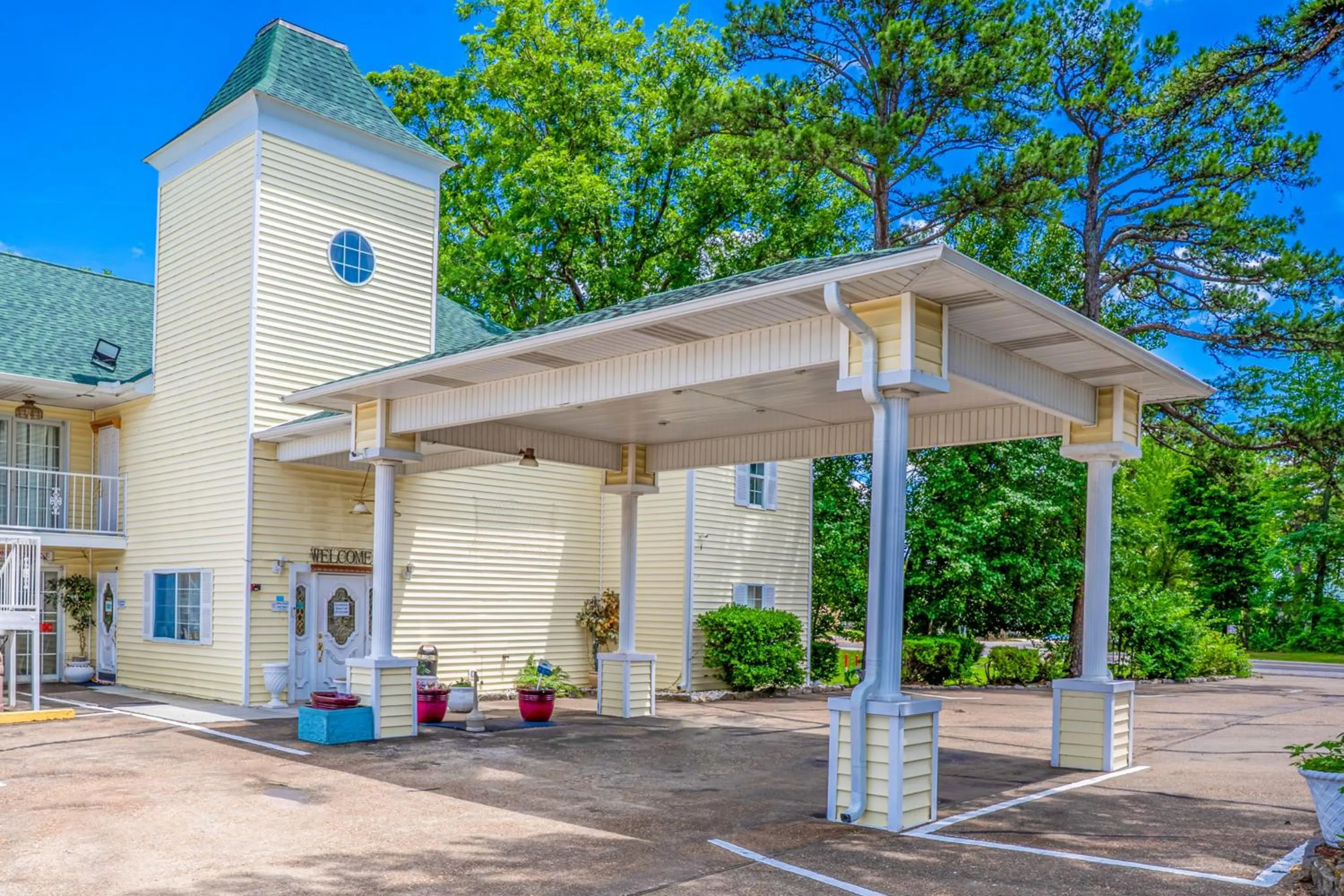 Property building in Hotel O Eureka Springs - Christ of Ozark Area