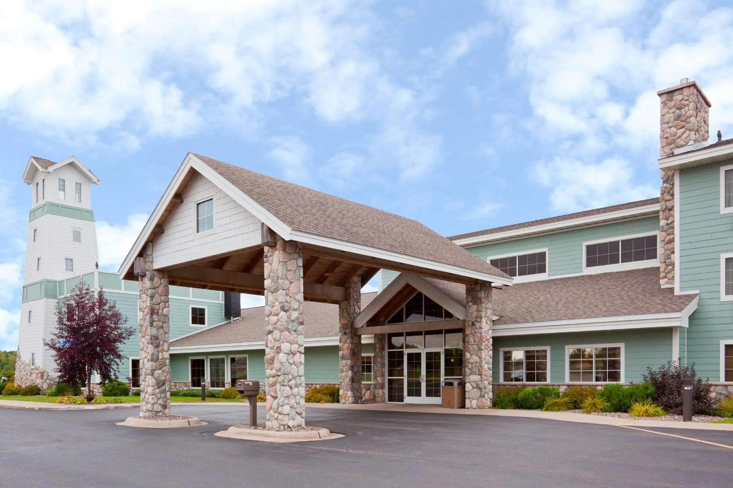 Facade/entrance in AmericInn by Wyndham Wetmore Munising
