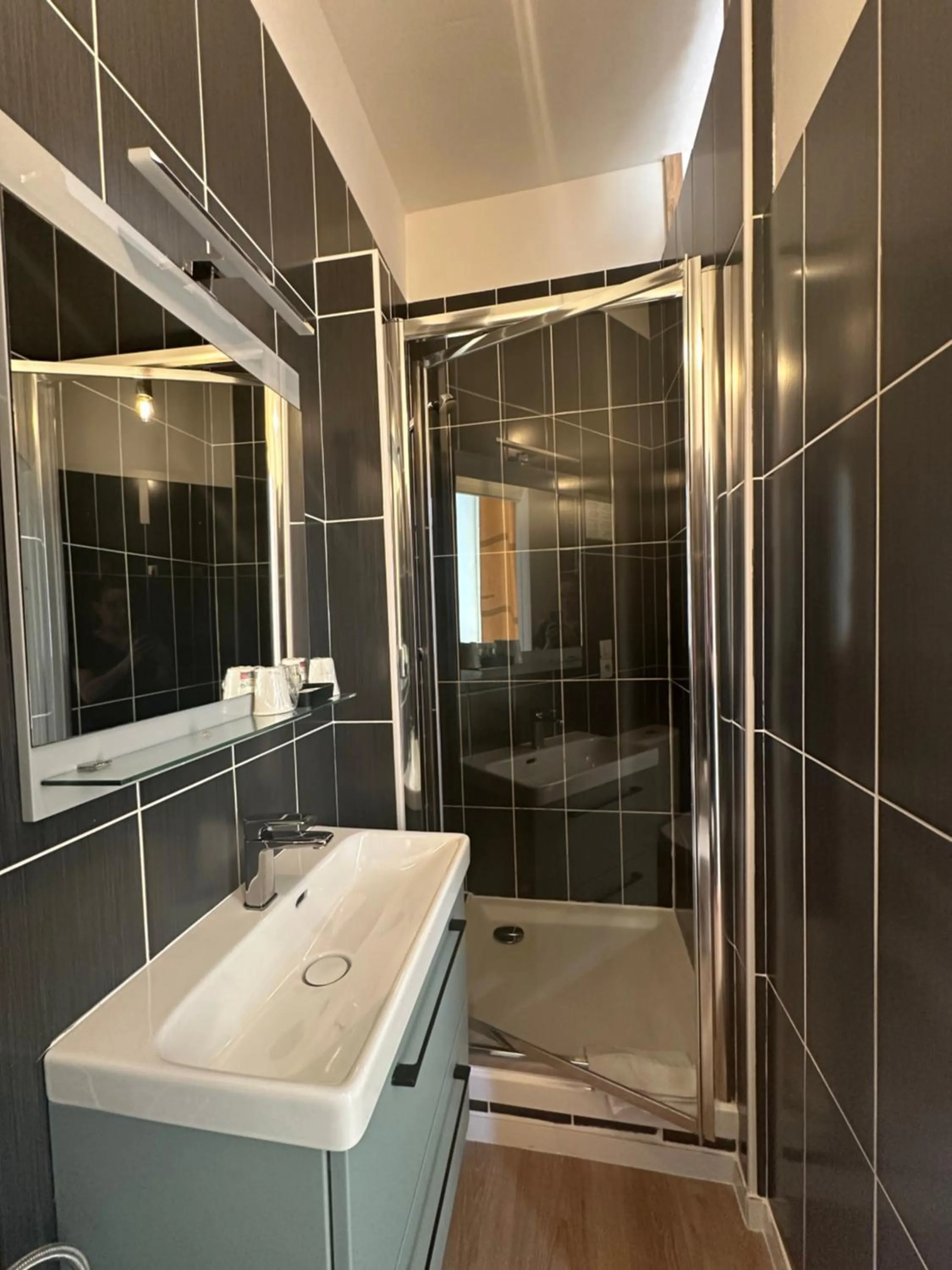 Photo of the whole room in Hôtel Parc Mazon-Biarritz