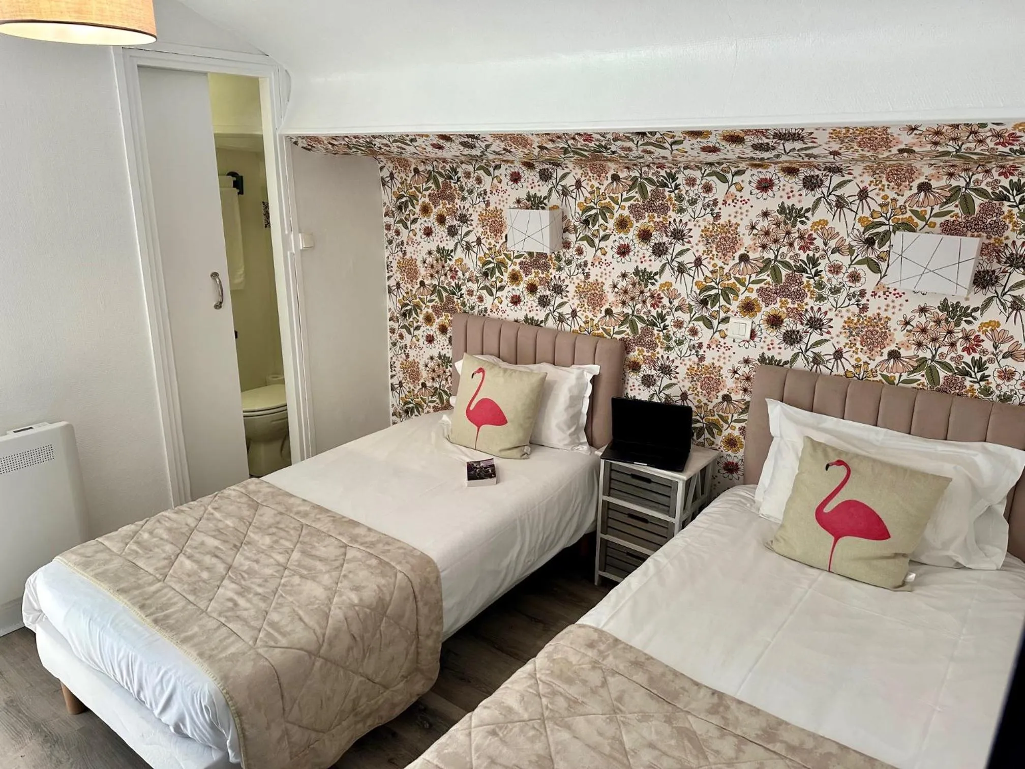 Decorative detail, Bed in Hôtel Parc Mazon-Biarritz