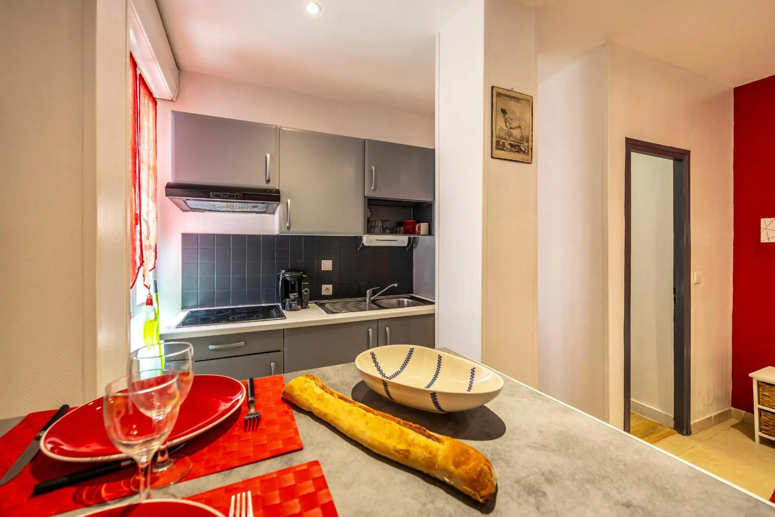 Kitchen or kitchenette in Hôtel Parc Mazon-Biarritz