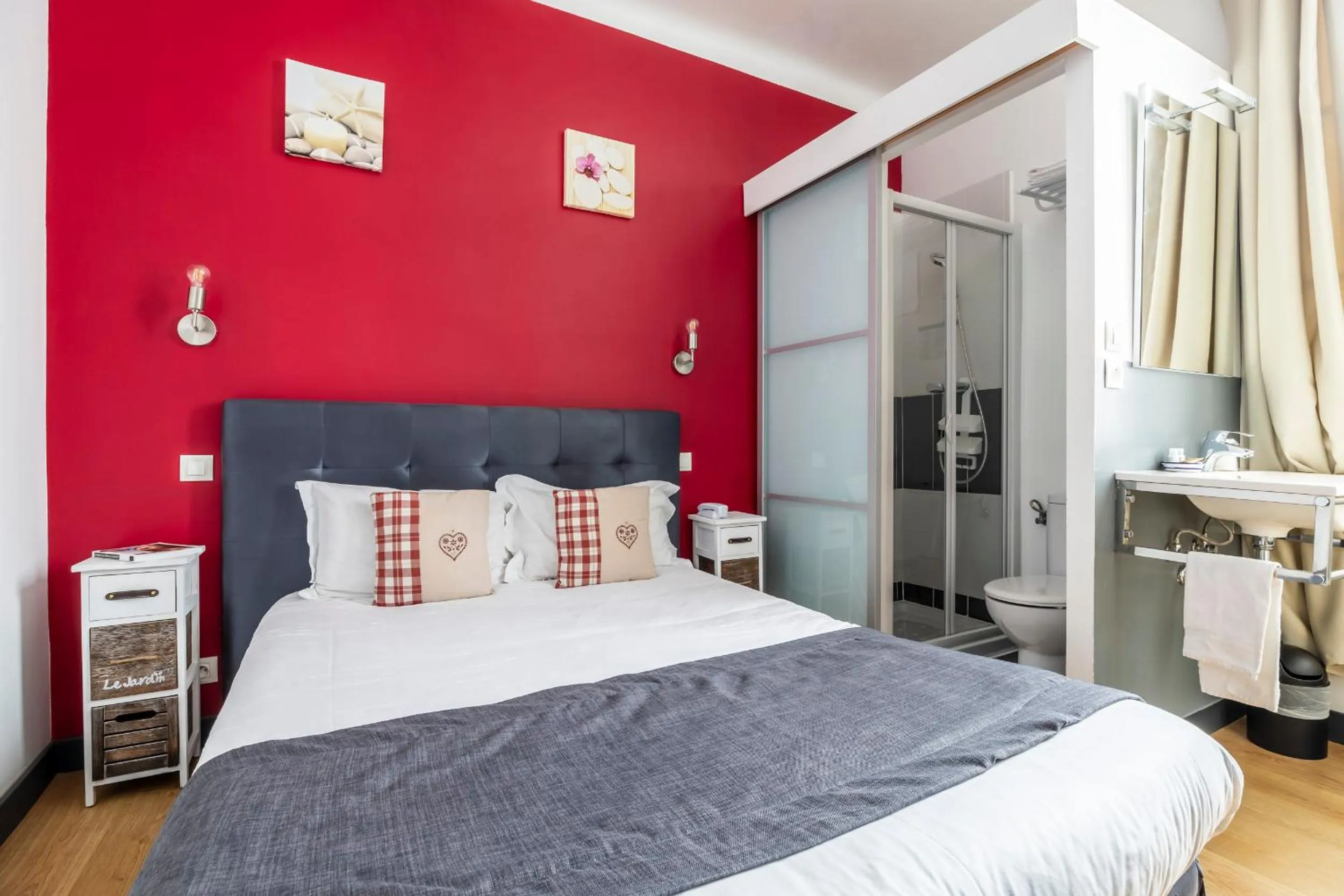 Bed in Hôtel Parc Mazon-Biarritz