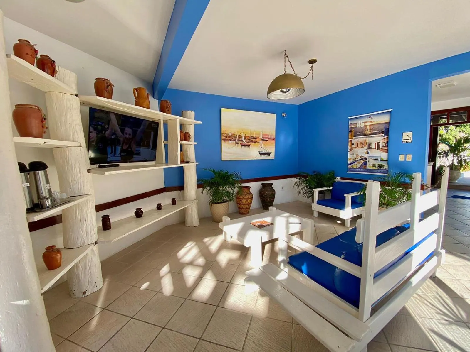 Property building in Hotel Porto das Ancoras