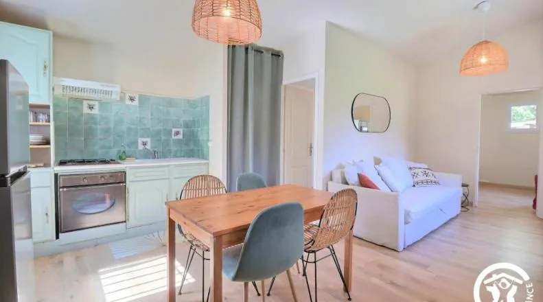 Bed in Mas du Rollier Chambres d'hôtes