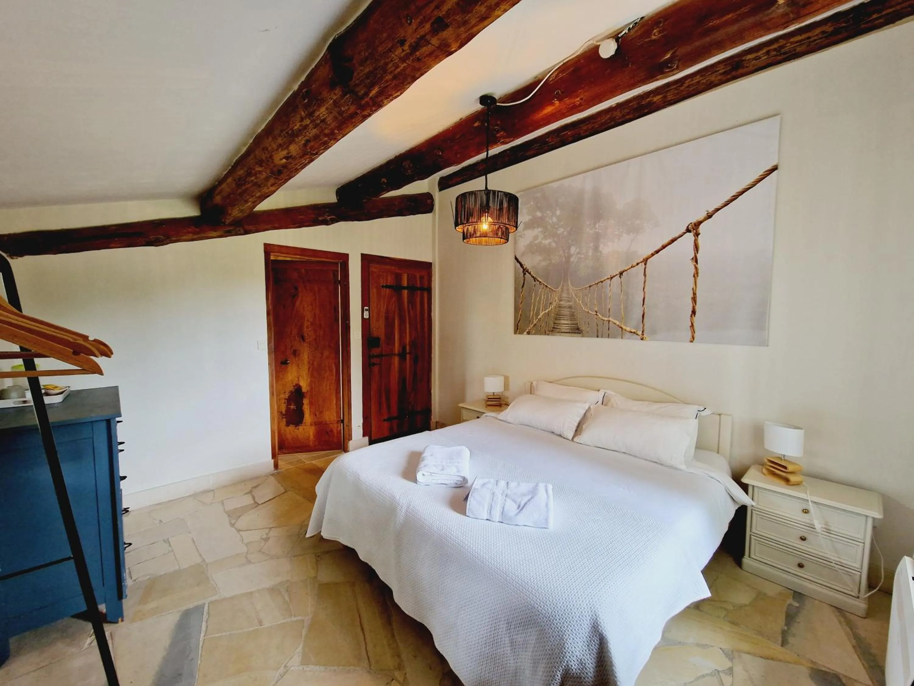 Bed in Mas du Rollier Chambres d'hôtes