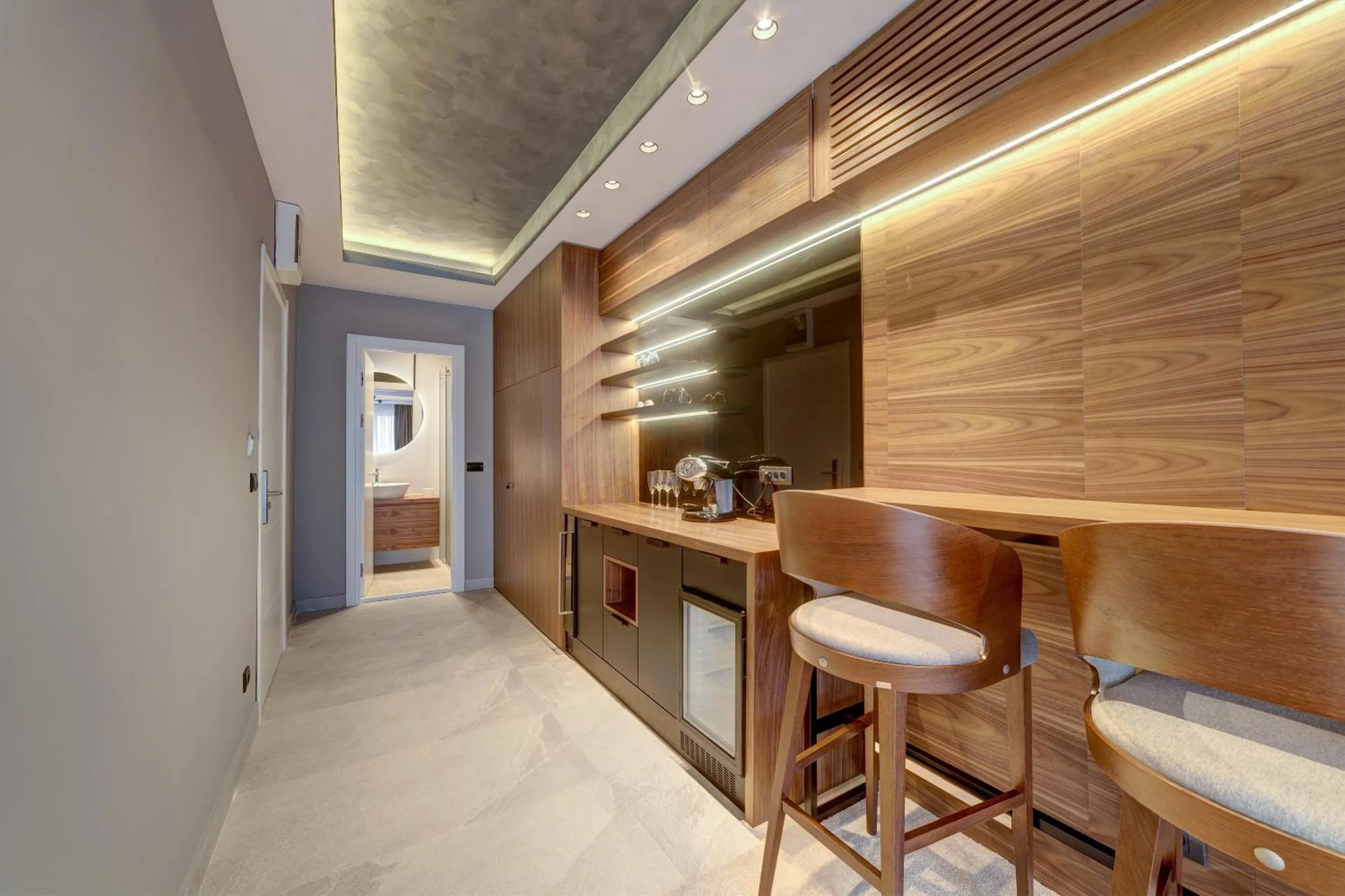 Kitchen or kitchenette in Black Pearl Luxury Suites