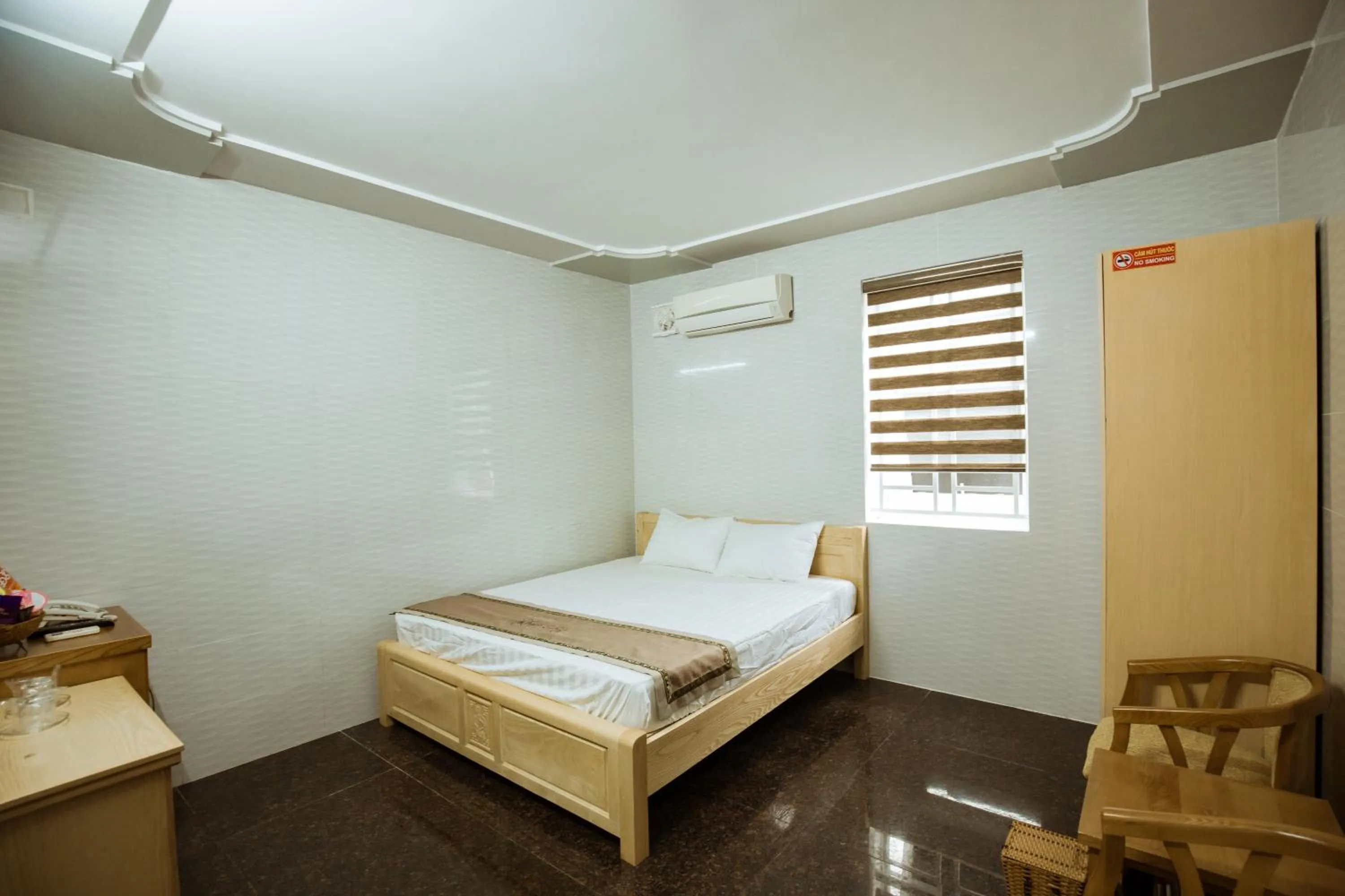 Bed in Tuyet Suong Villa Hotel