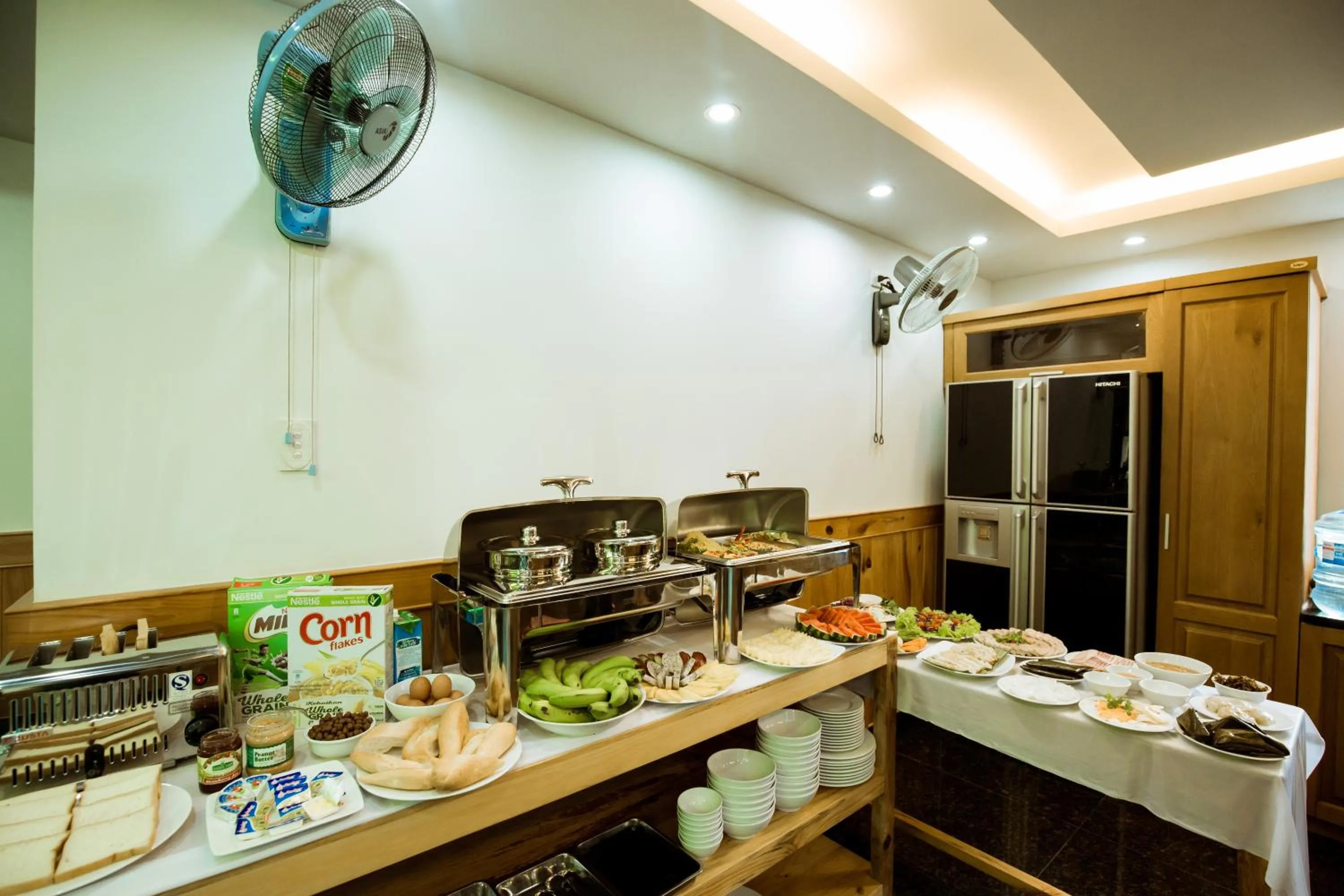 Restaurant/places to eat in Tuyet Suong Villa Hotel