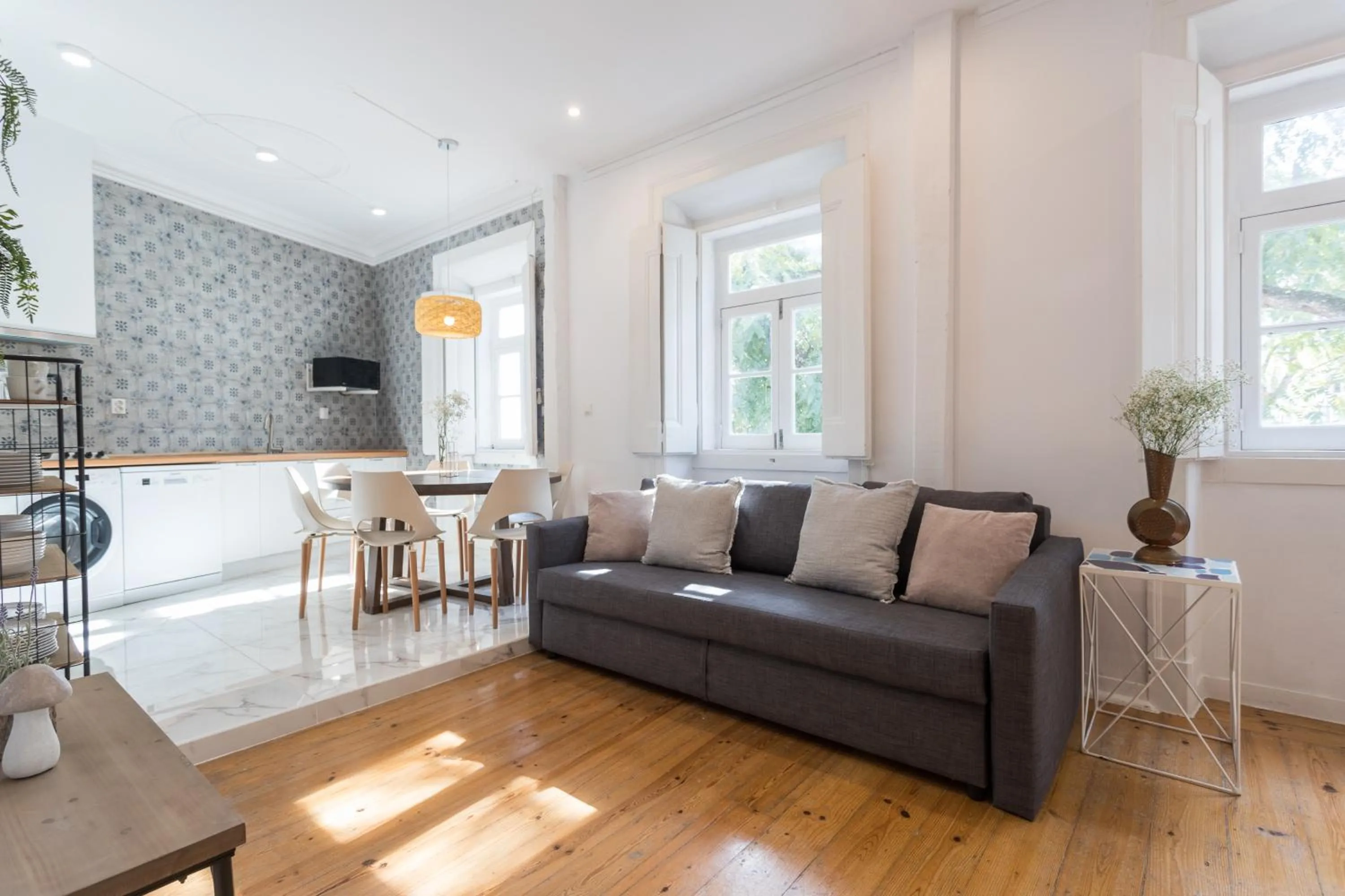 Alfama Tale Four-Bedroom Apartment w/ River View - by LU Holidays