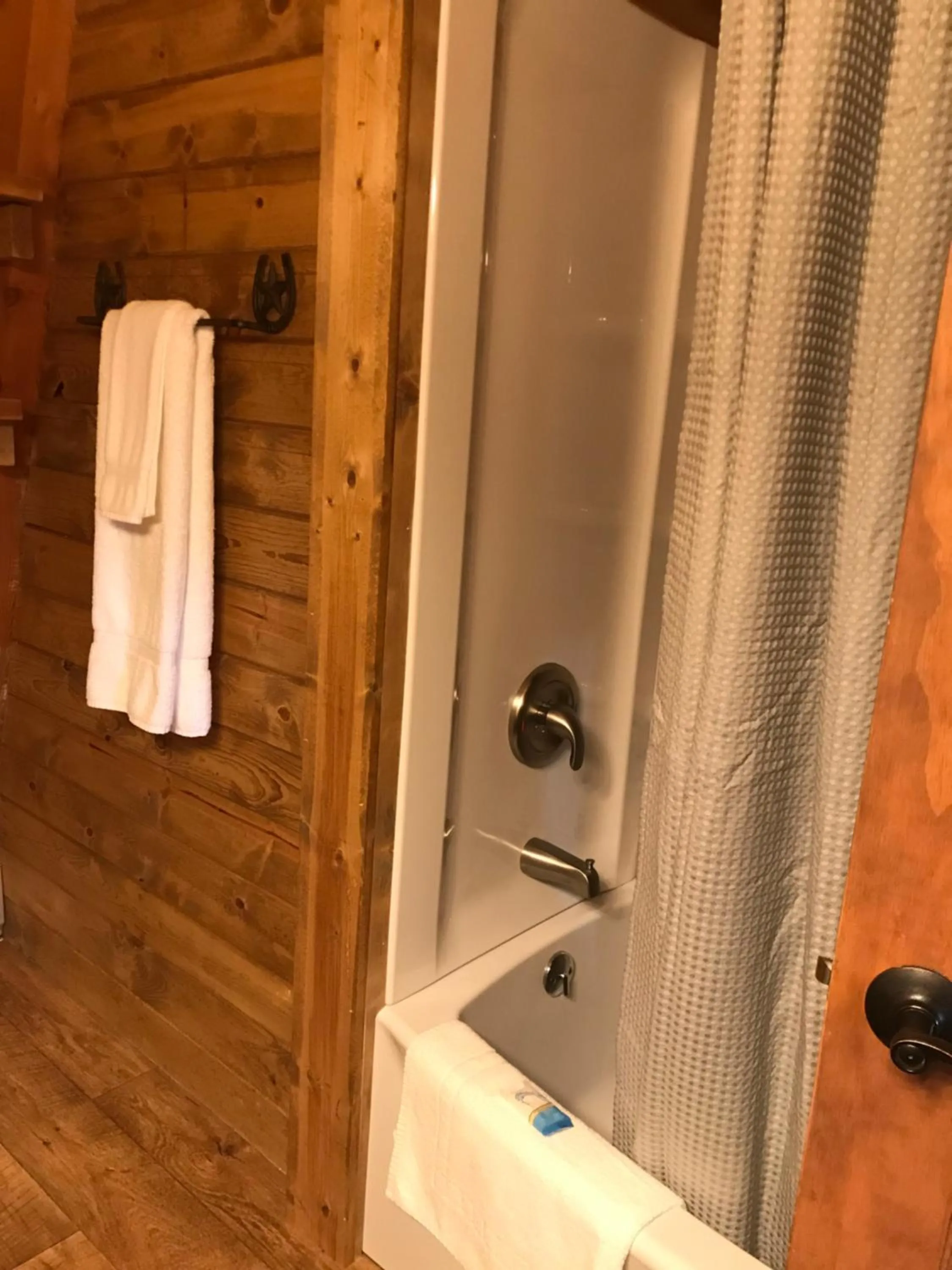 Shower in Drift Lodge