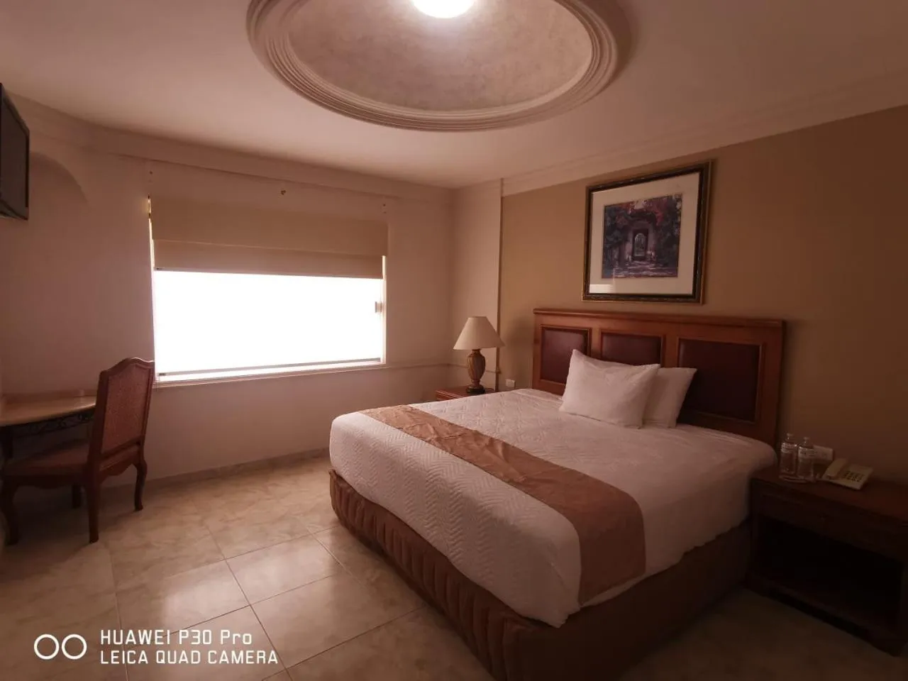 Photo of the whole room, Bed in Savoy Express