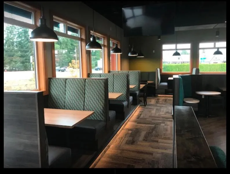 Restaurant/places to eat in Arbutus Grove Motel