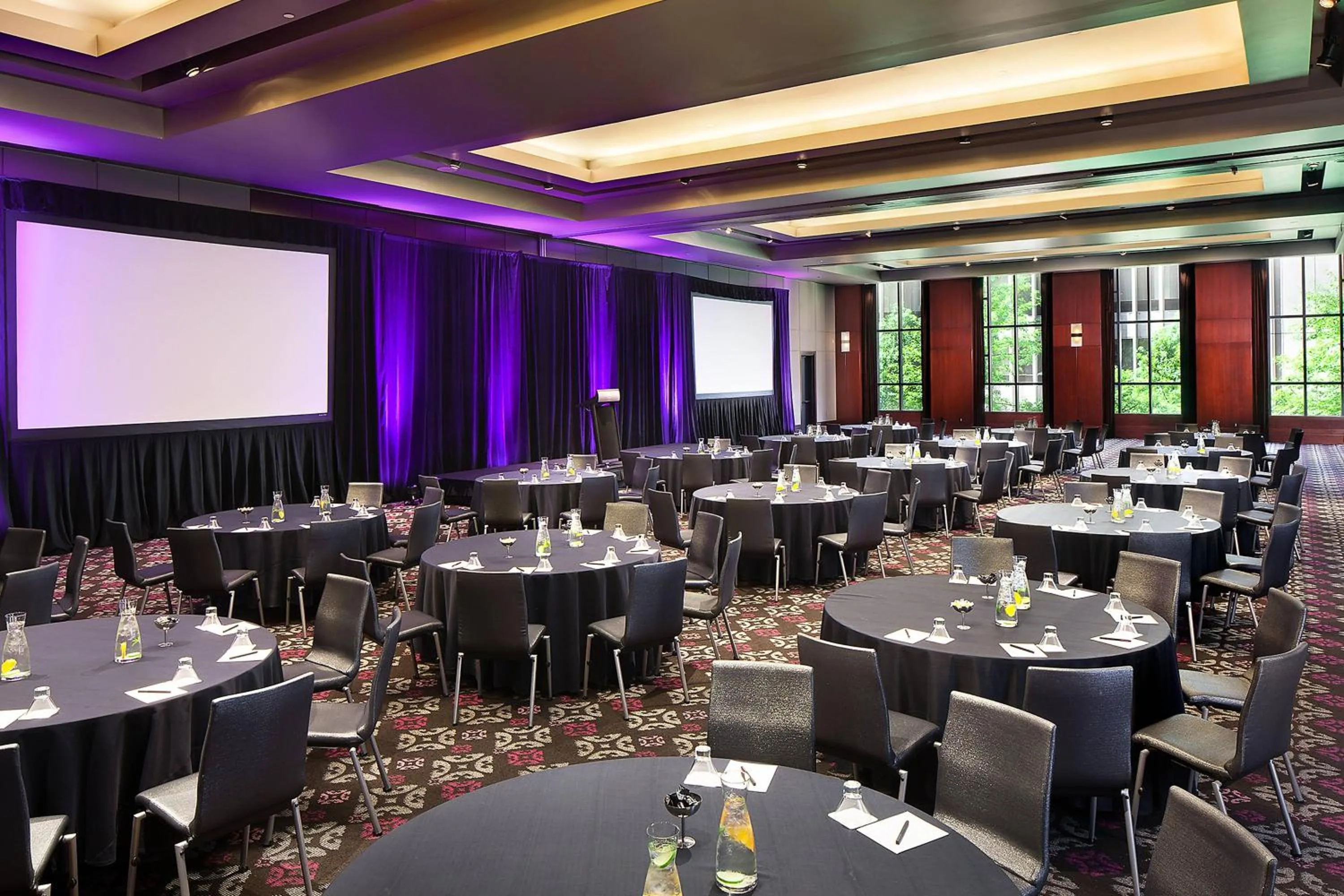 Meeting/conference room in W Seattle