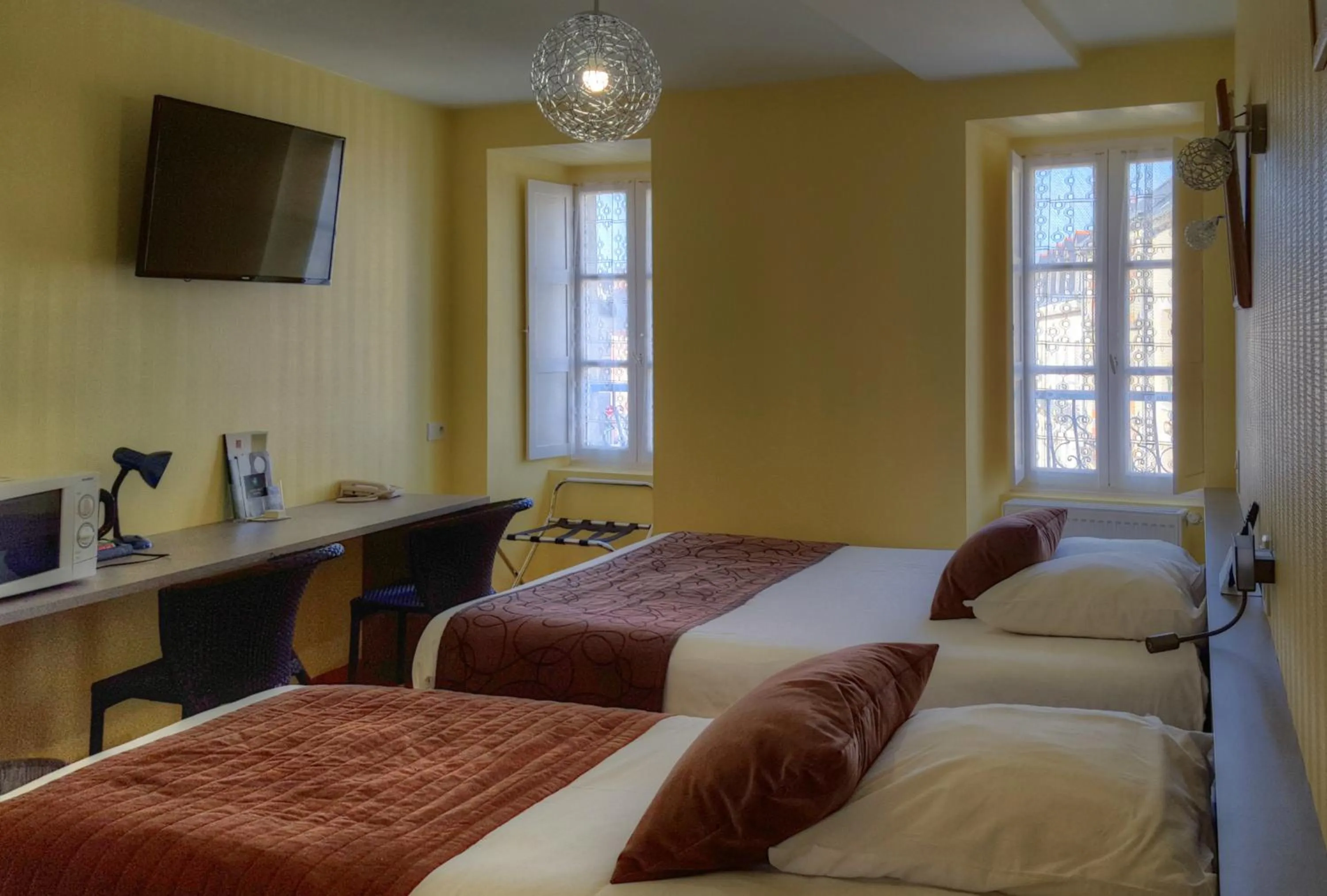 TV and multimedia, Bed in La Croix Verte - Le Relais des Moulins