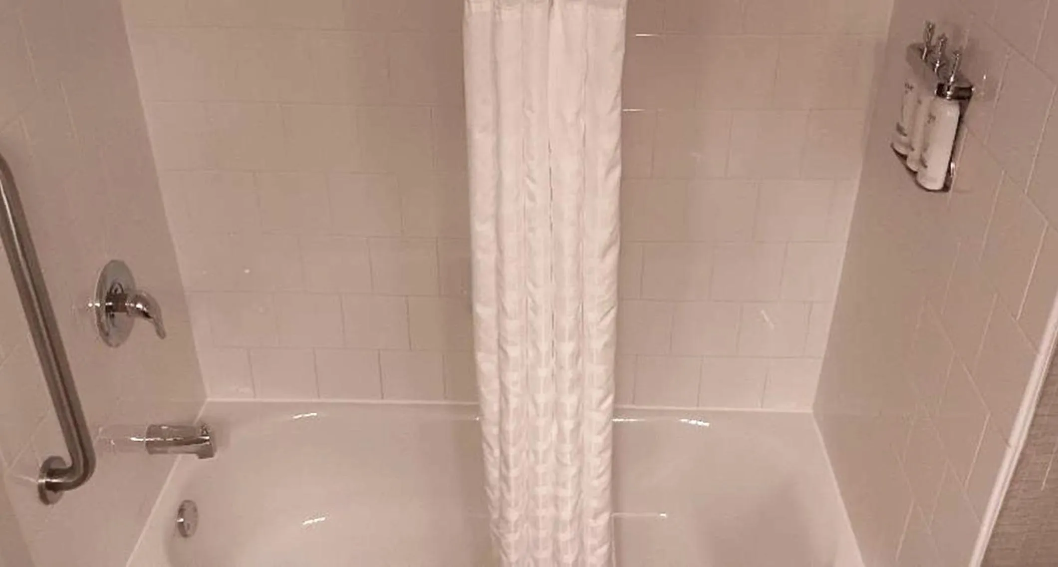 Photo of the whole room in Holiday Inn Express Philadelphia Penn's Landing by IHG