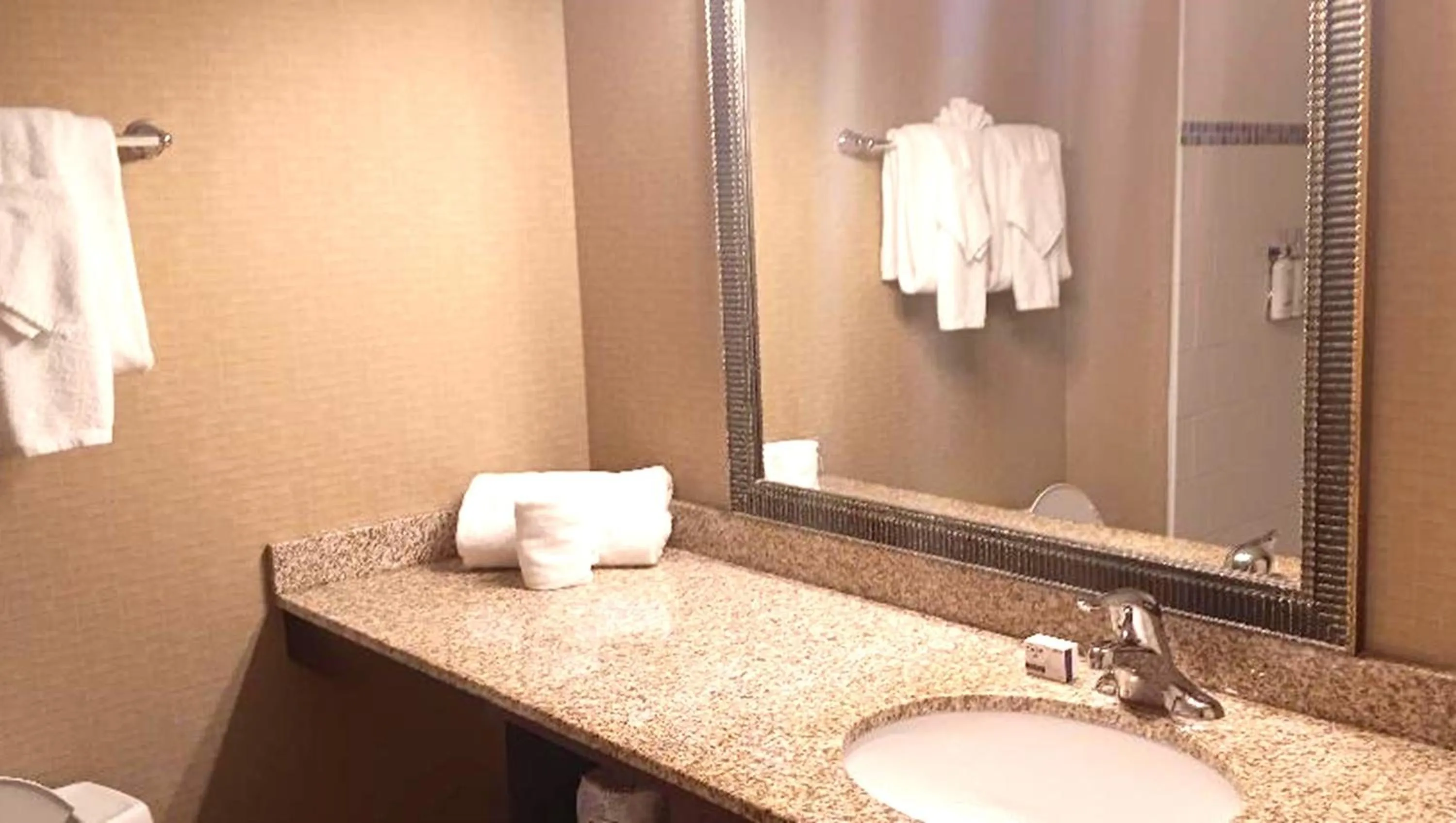 Photo of the whole room in Holiday Inn Express Philadelphia Penn's Landing by IHG