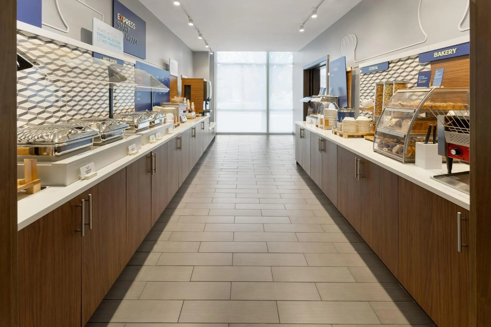 Breakfast in Holiday Inn Express Philadelphia Penn's Landing by IHG