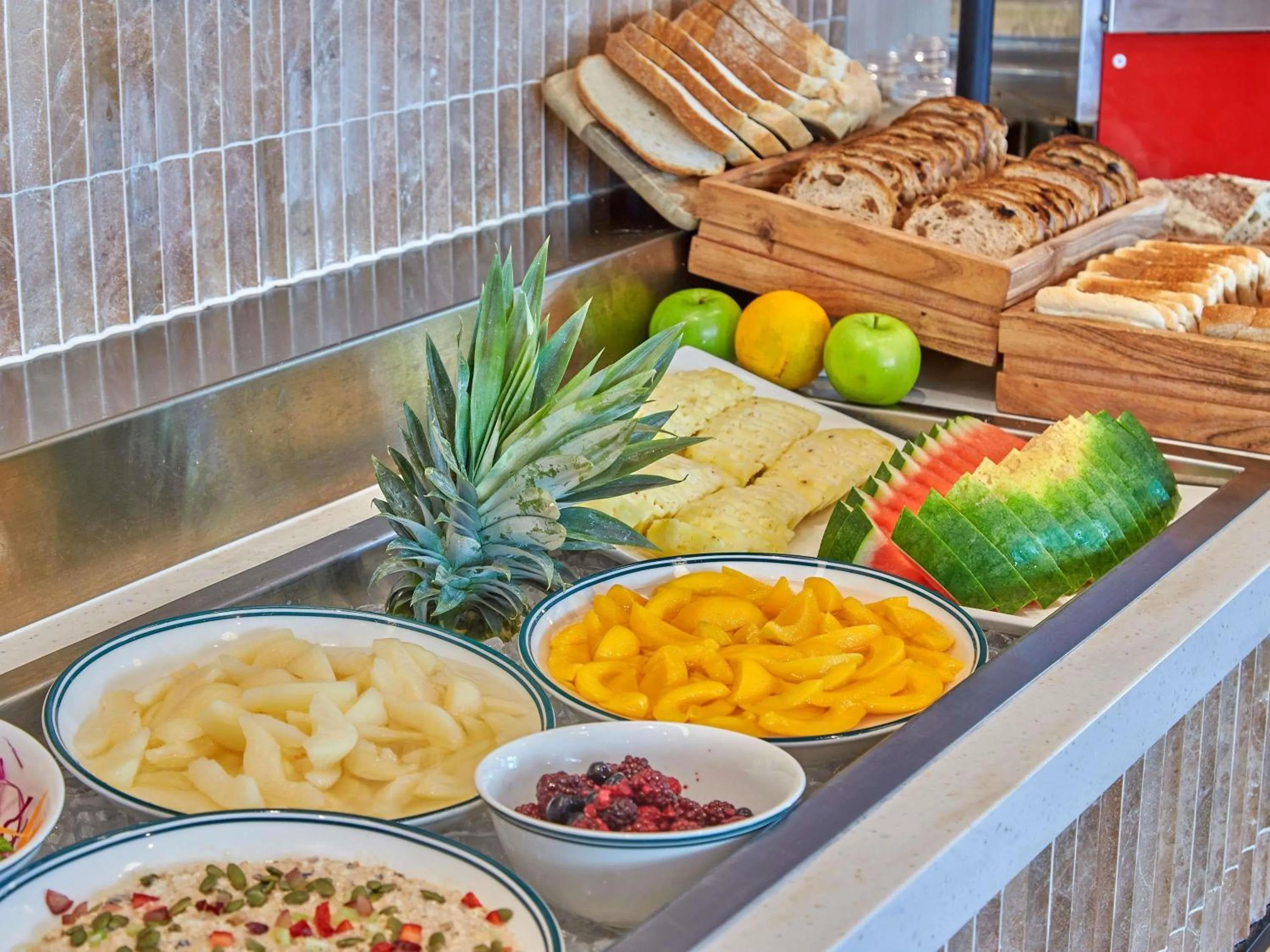 Breakfast in ibis Perth