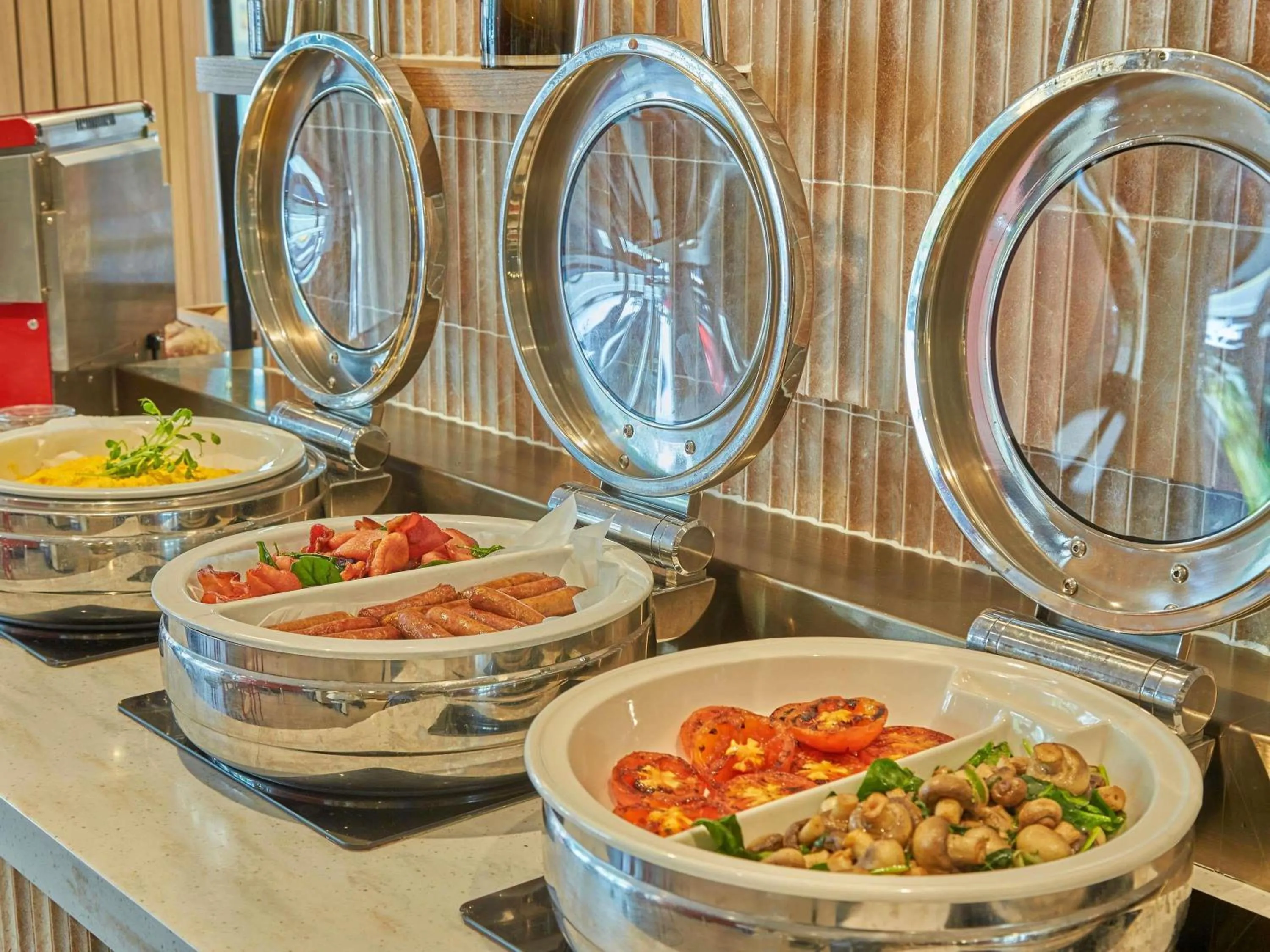 Breakfast in ibis Perth