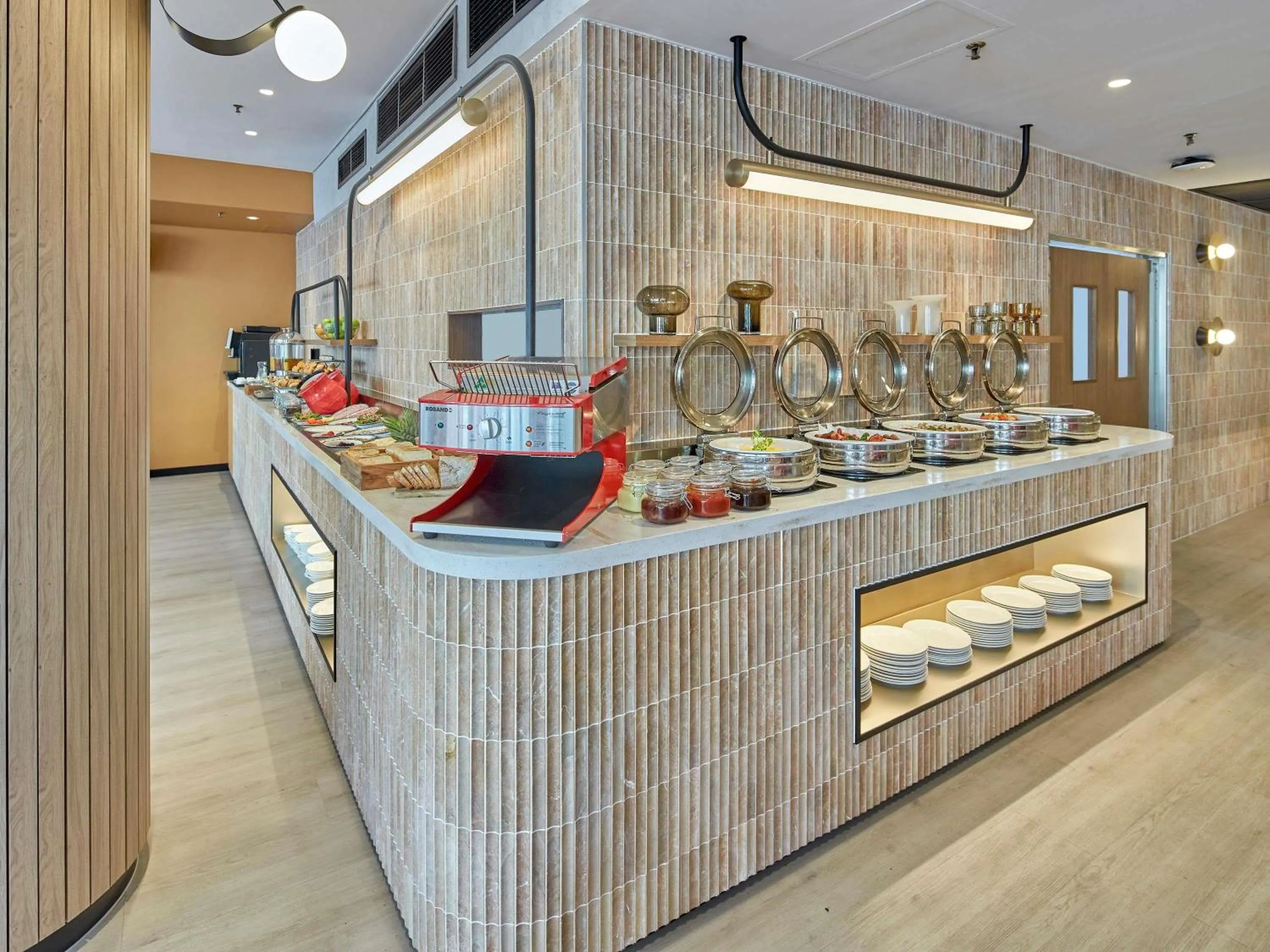 Breakfast in ibis Perth