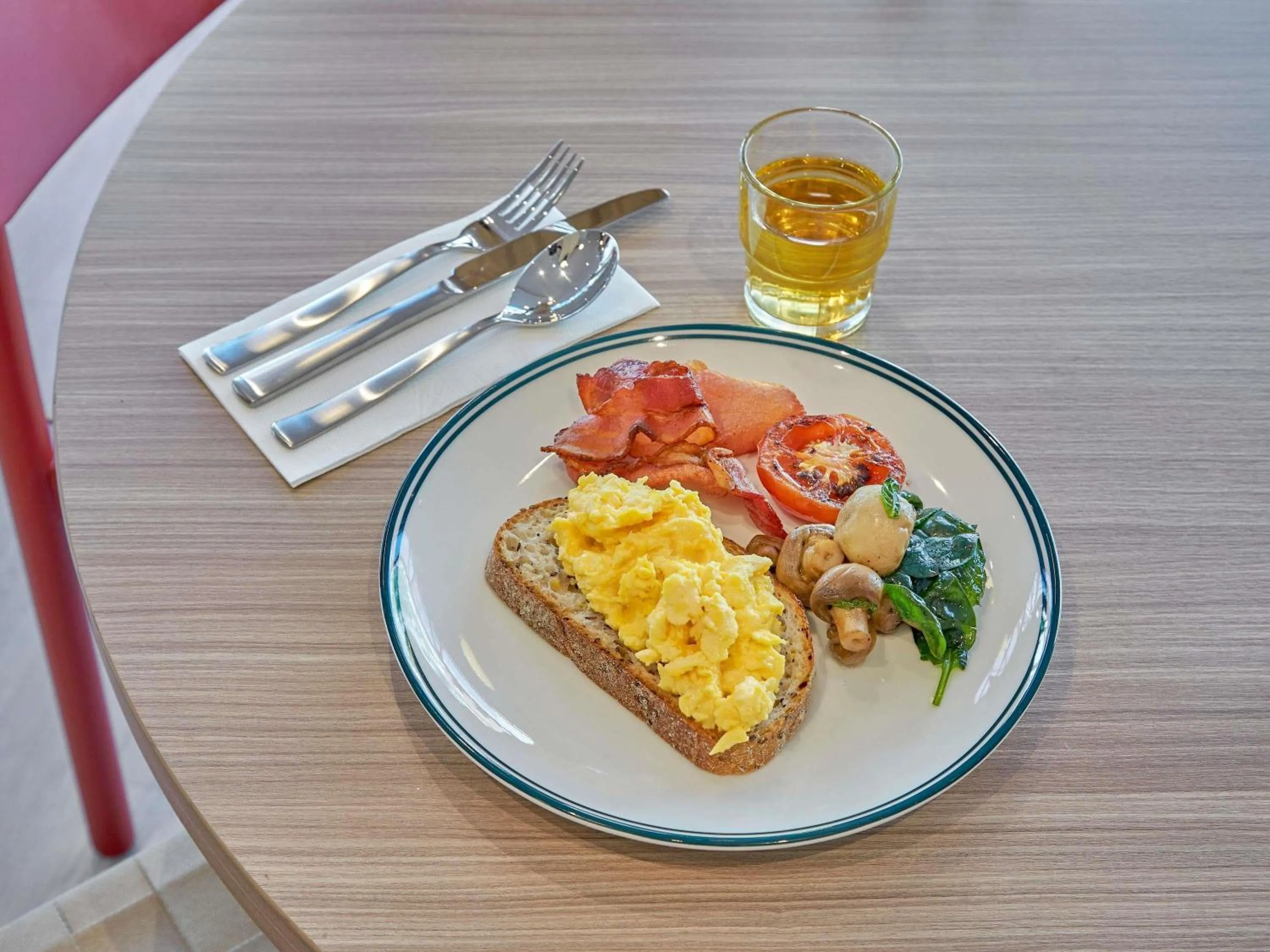 Breakfast in ibis Perth