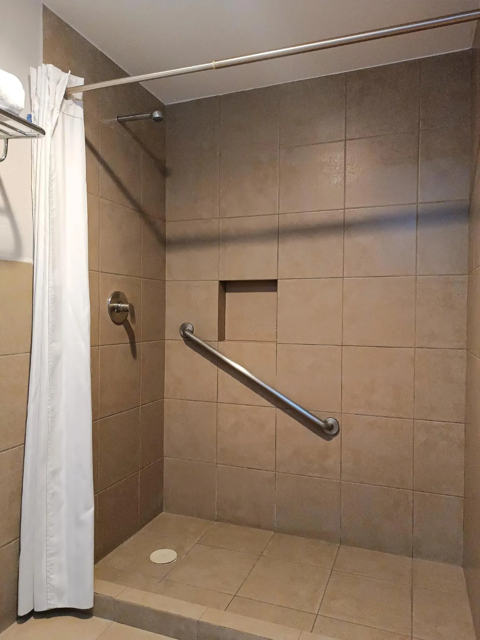 Shower in Hotel Panamerican