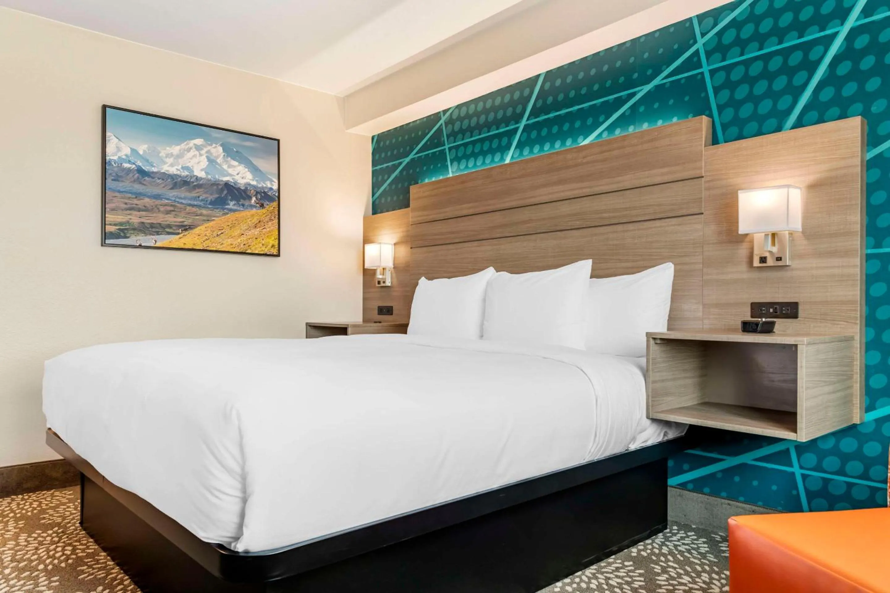 Bedroom, Bed in Comfort Inn Fairbanks