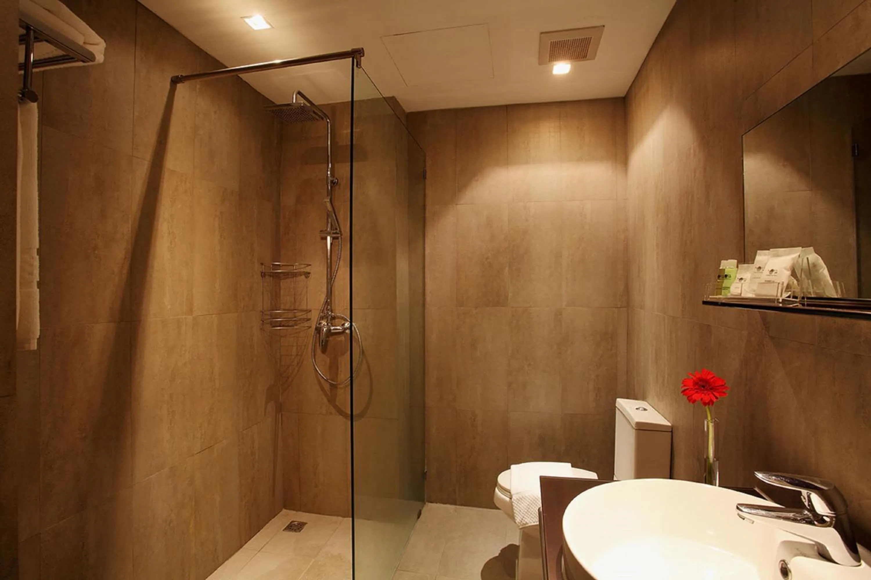 Bathroom in Nova Park Hotel Pattaya