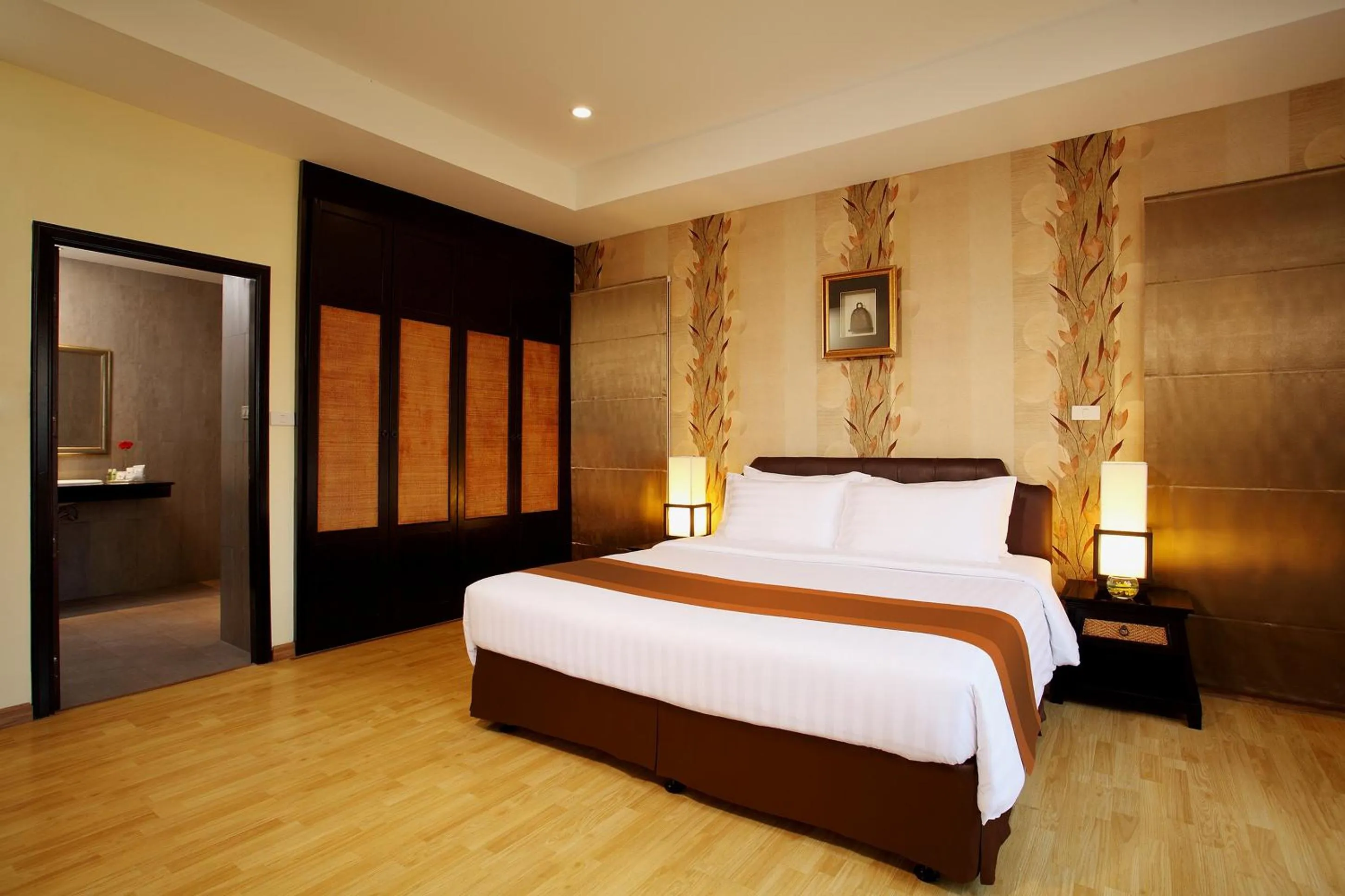 Photo of the whole room, Bed in Nova Park Hotel Pattaya