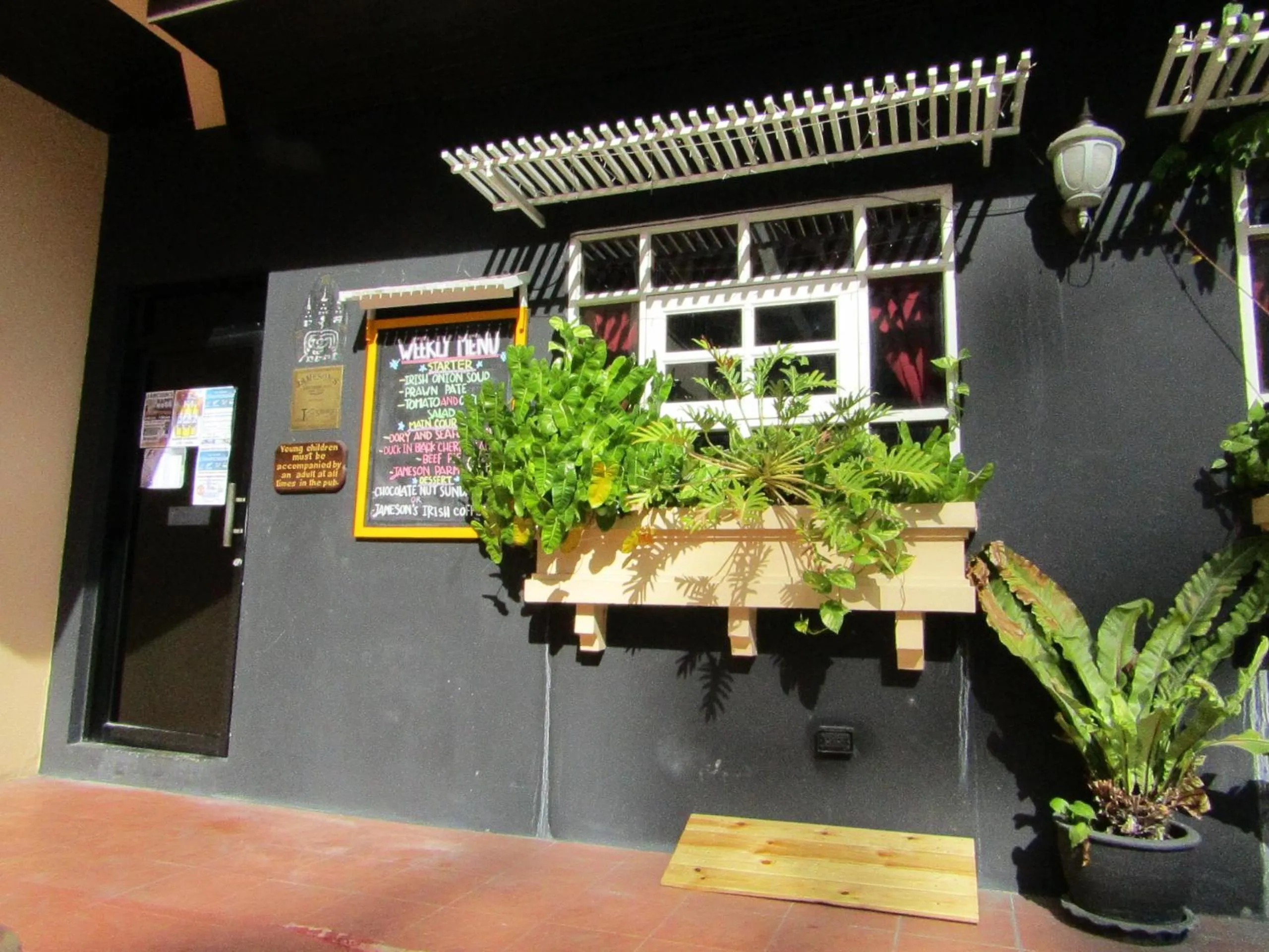 Restaurant/places to eat in Nova Park Hotel Pattaya