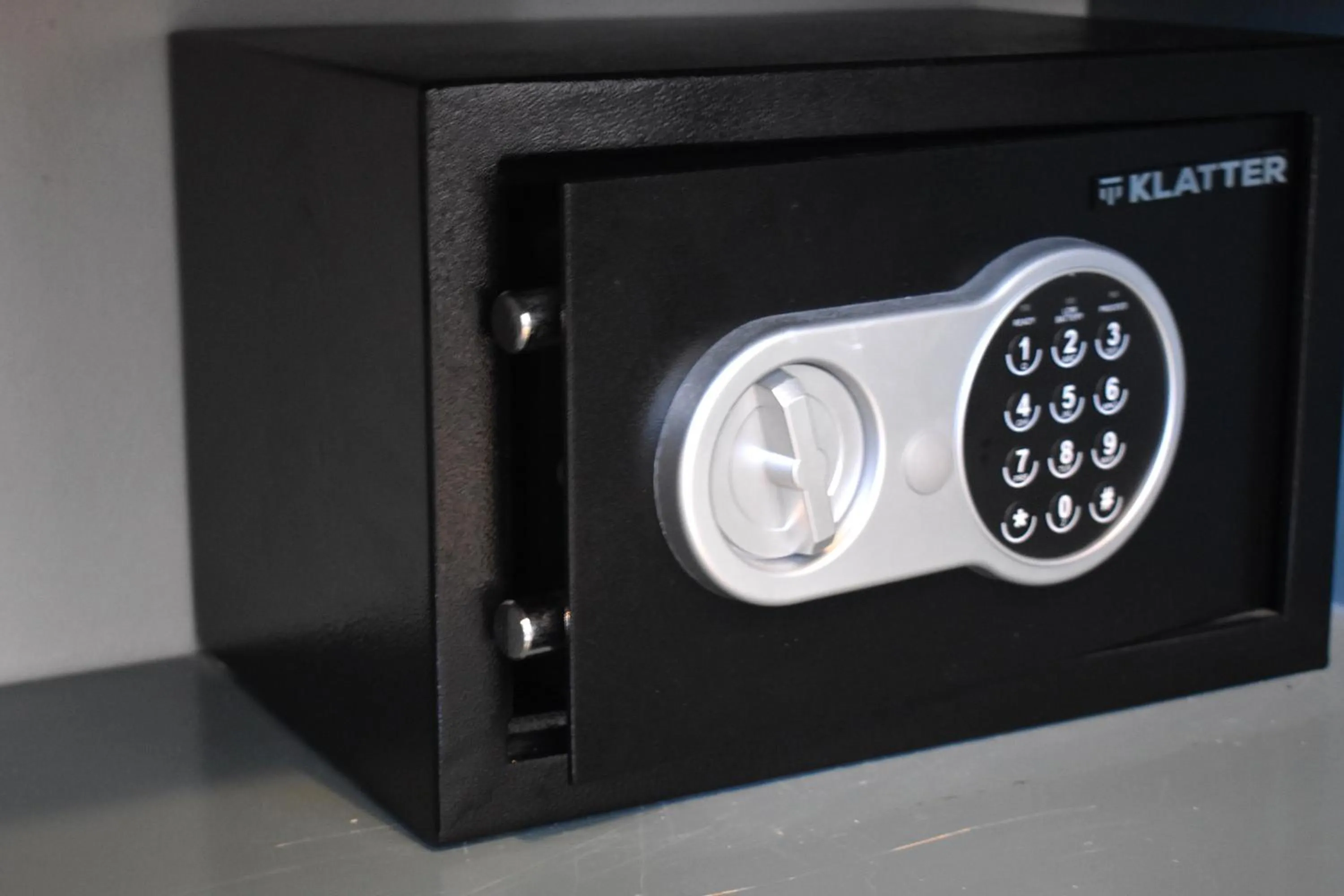 safe in "5th Av" Sol del Caribe Apart Hotel