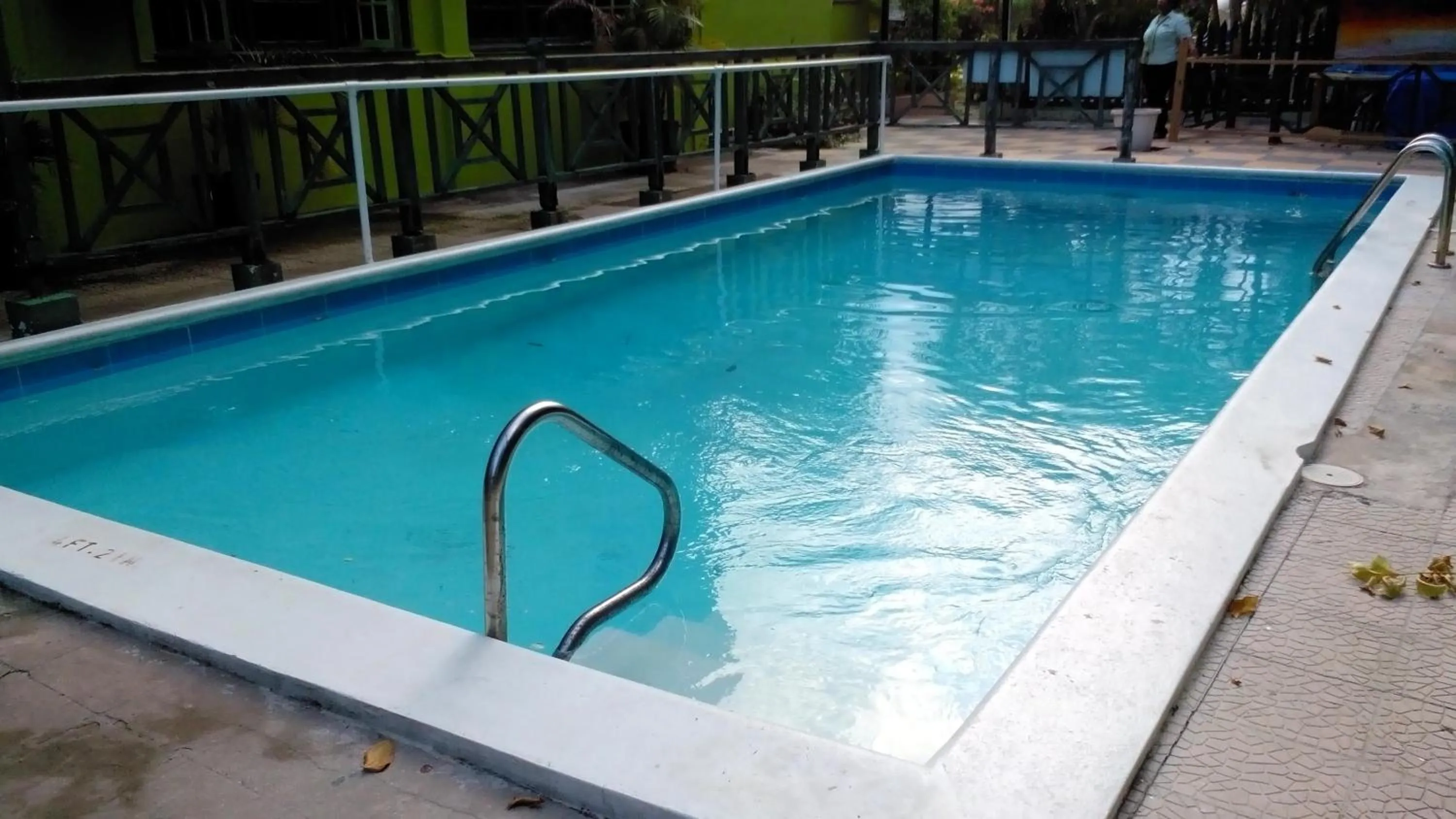 Day in Pineapple Court Hotel