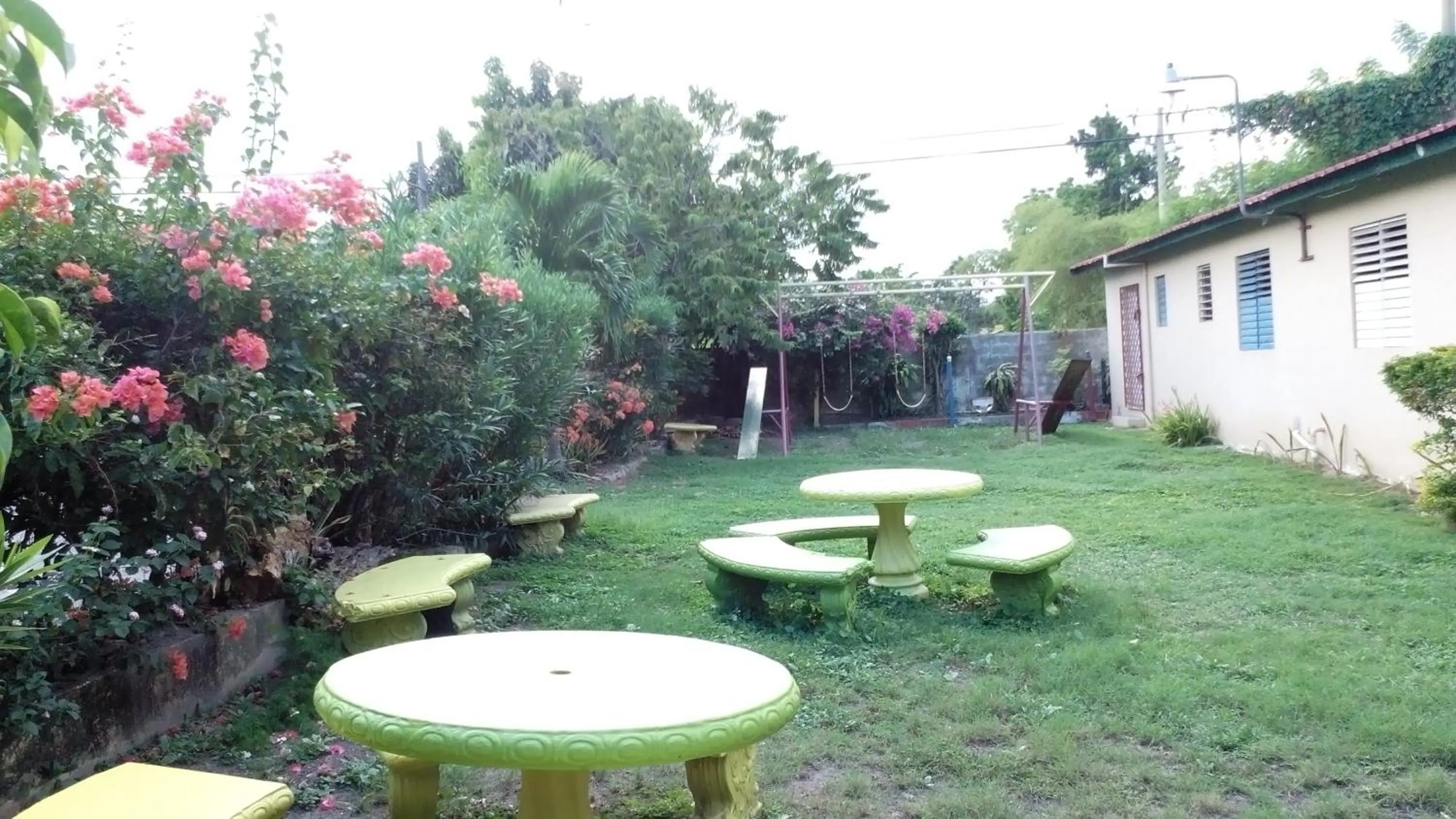 Day in Pineapple Court Hotel