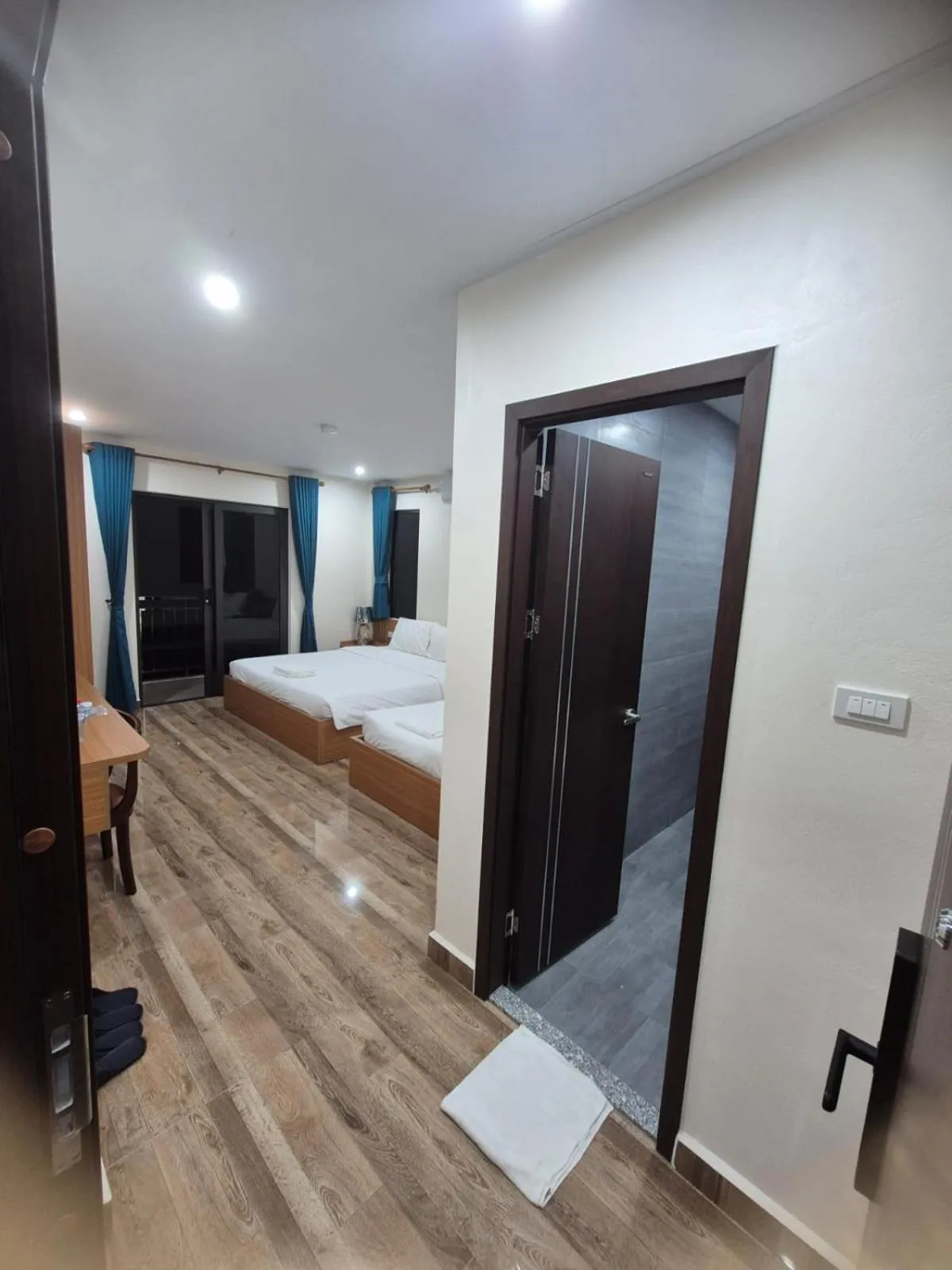 Photo of the whole room, Bed in Hoang Kim Hotel