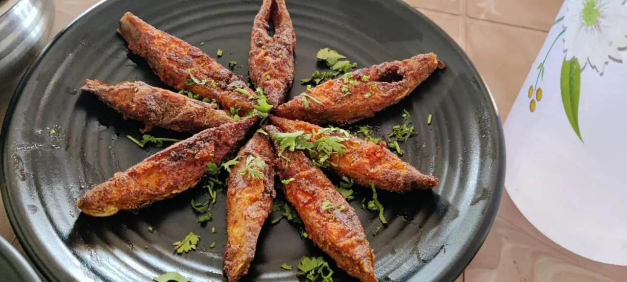 Food and drinks in Redstone House by Oxystays Hospitality