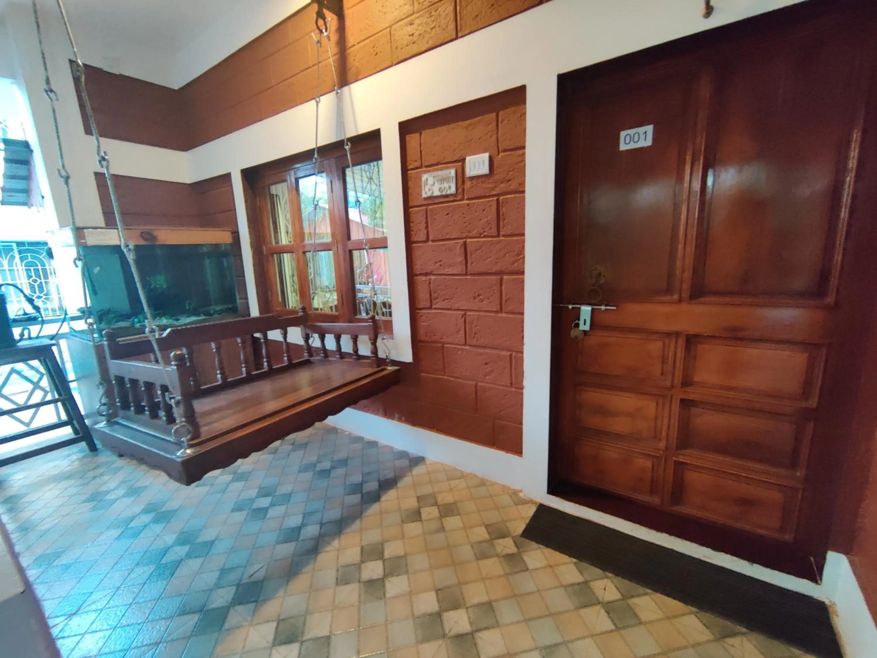 Seating area in Redstone House by Oxystays Hospitality